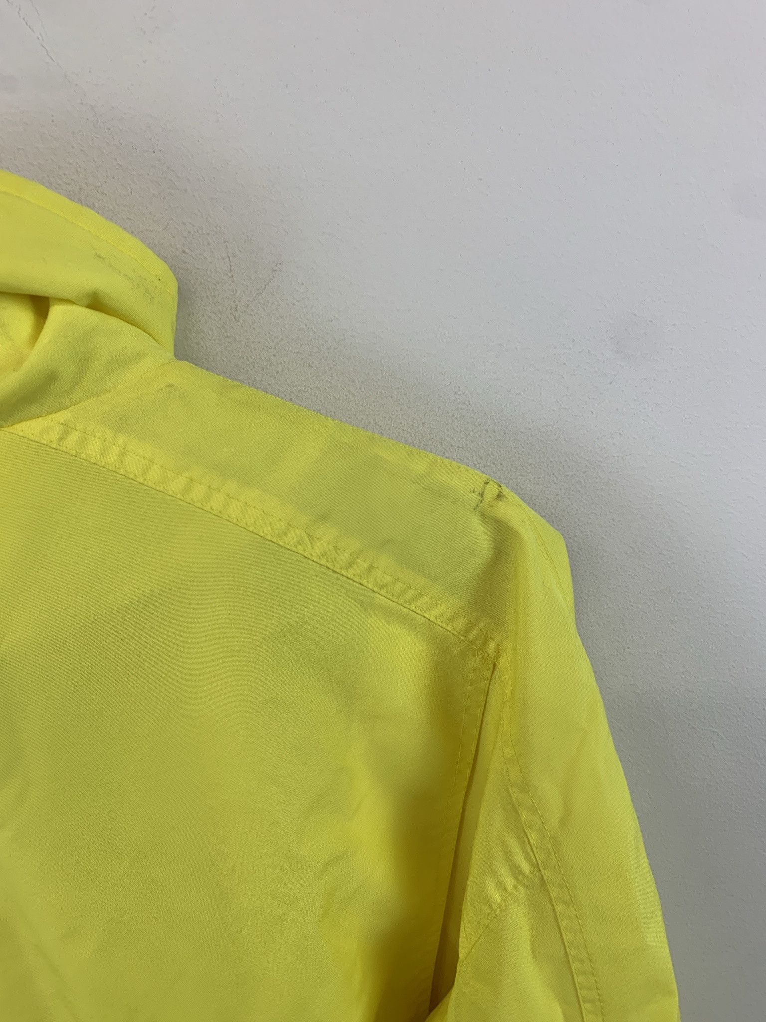 Vintage Vintage 1990s Yellow Anorak Light Windbreaker Jacket Size L Size US L / EU 52-54 / 3 - 4 Thumbnail