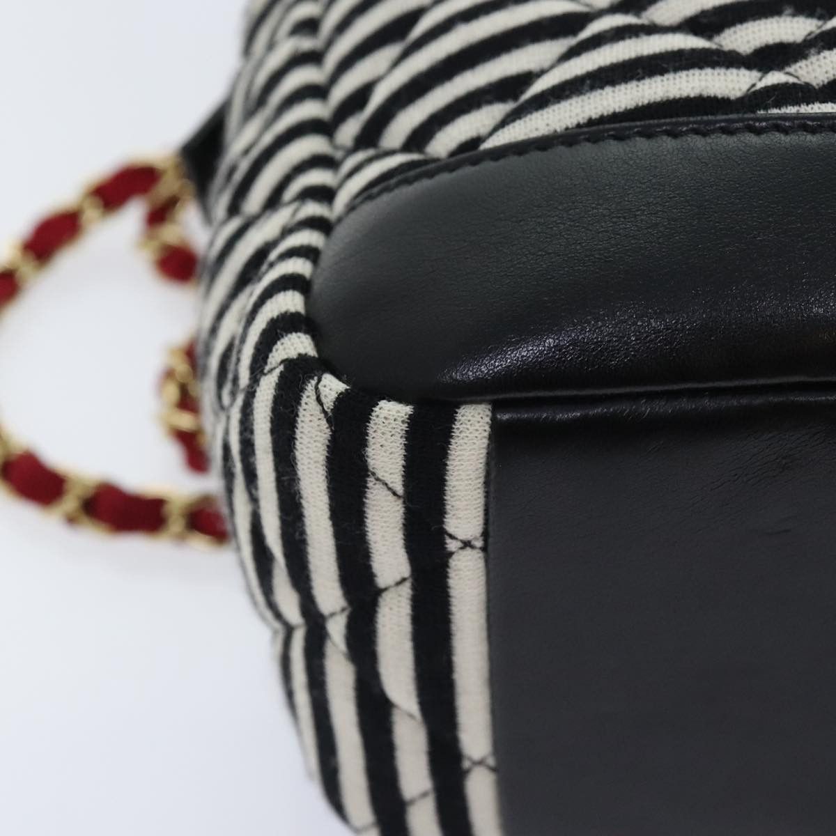 Chanel Matelassé Black Cotton Shoulder Bag (Pre-Owned) Size ONE SIZE - 11 Thumbnail