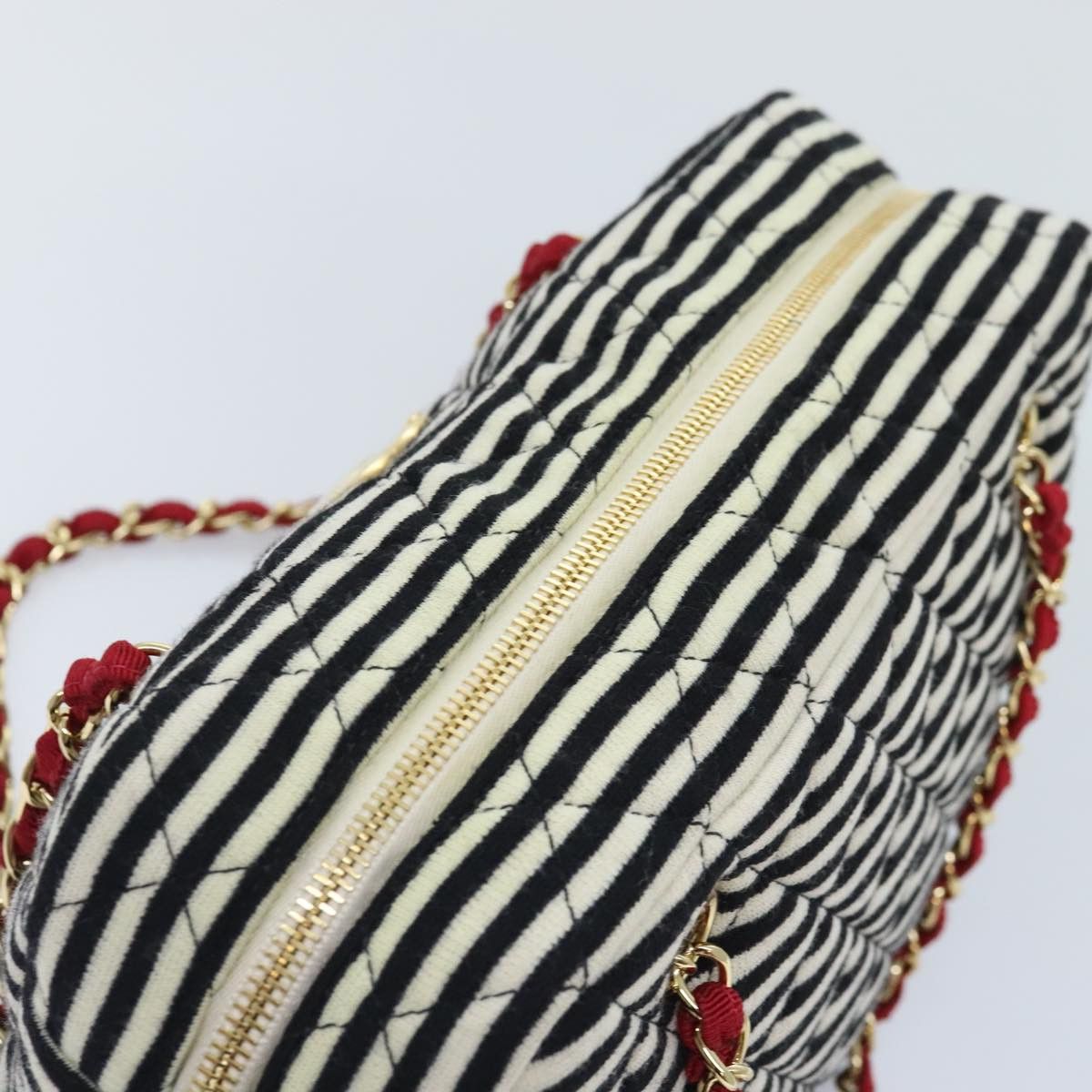 Chanel Matelassé Black Cotton Shoulder Bag (Pre-Owned) Size ONE SIZE - 5 Thumbnail