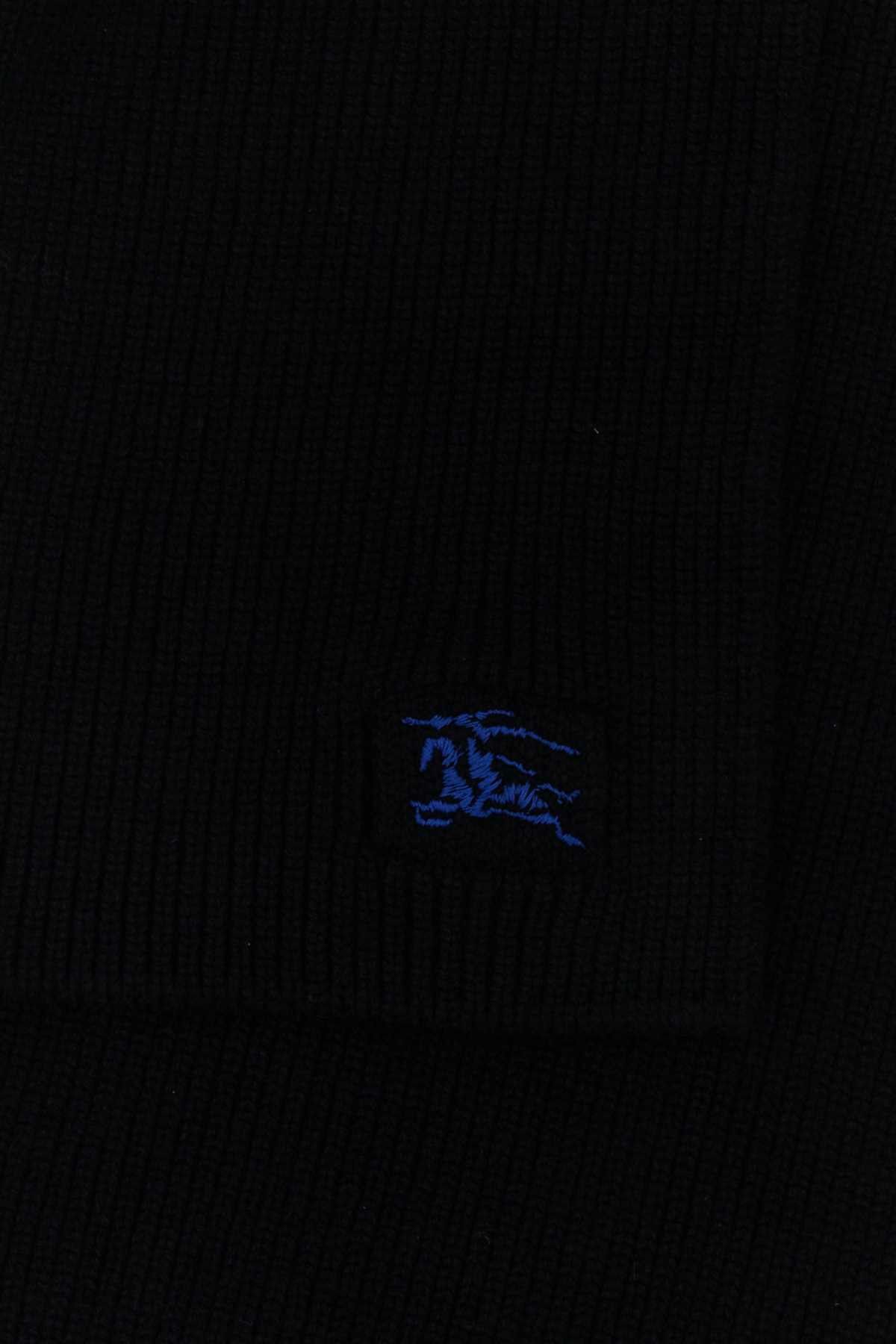 Burberry Black Cashmere Scarf Size ONE SIZE - 2 Thumbnail