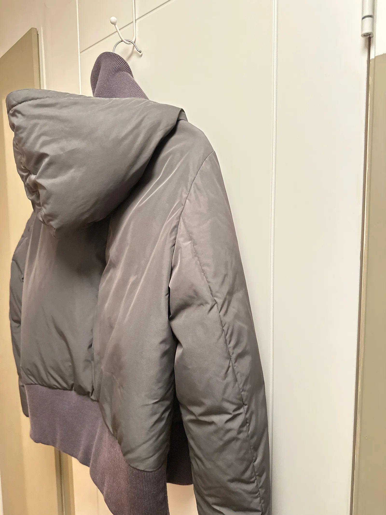 Hugo Boss Hugo Boss Down Jacket Size M / US 6-8 / IT 42-44 - 3 Thumbnail