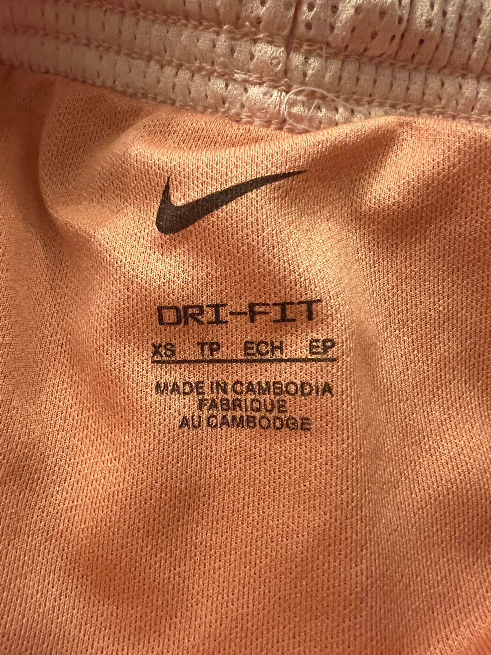 Nike Nike Dri Fit Shorts Size 25" / US 0 / IT 36 - 2 Thumbnail