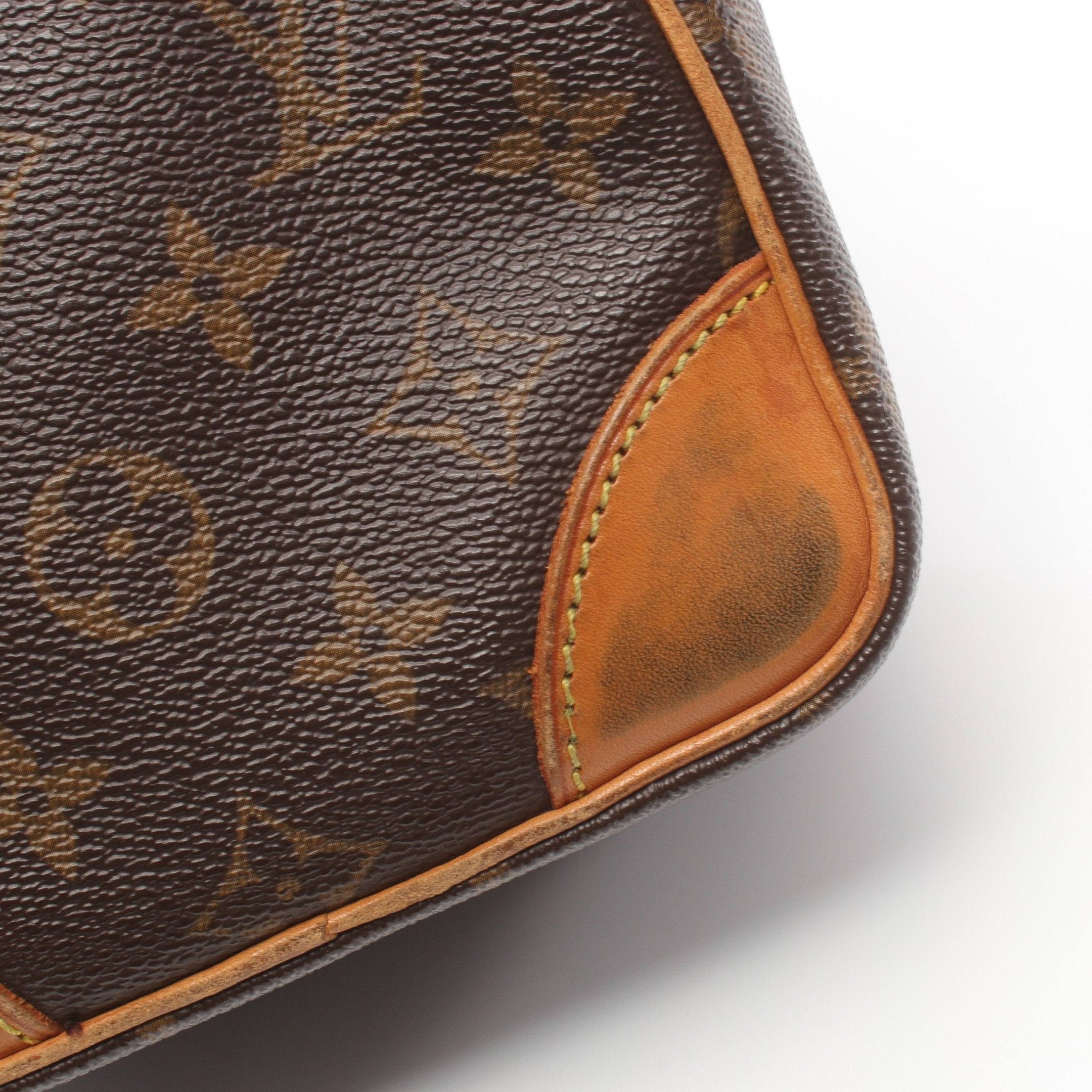 Louis Vuitton Louis Vuitton Amazon Monogram Shoulder Bag Leather Brown Size ONE SIZE - 8 Thumbnail