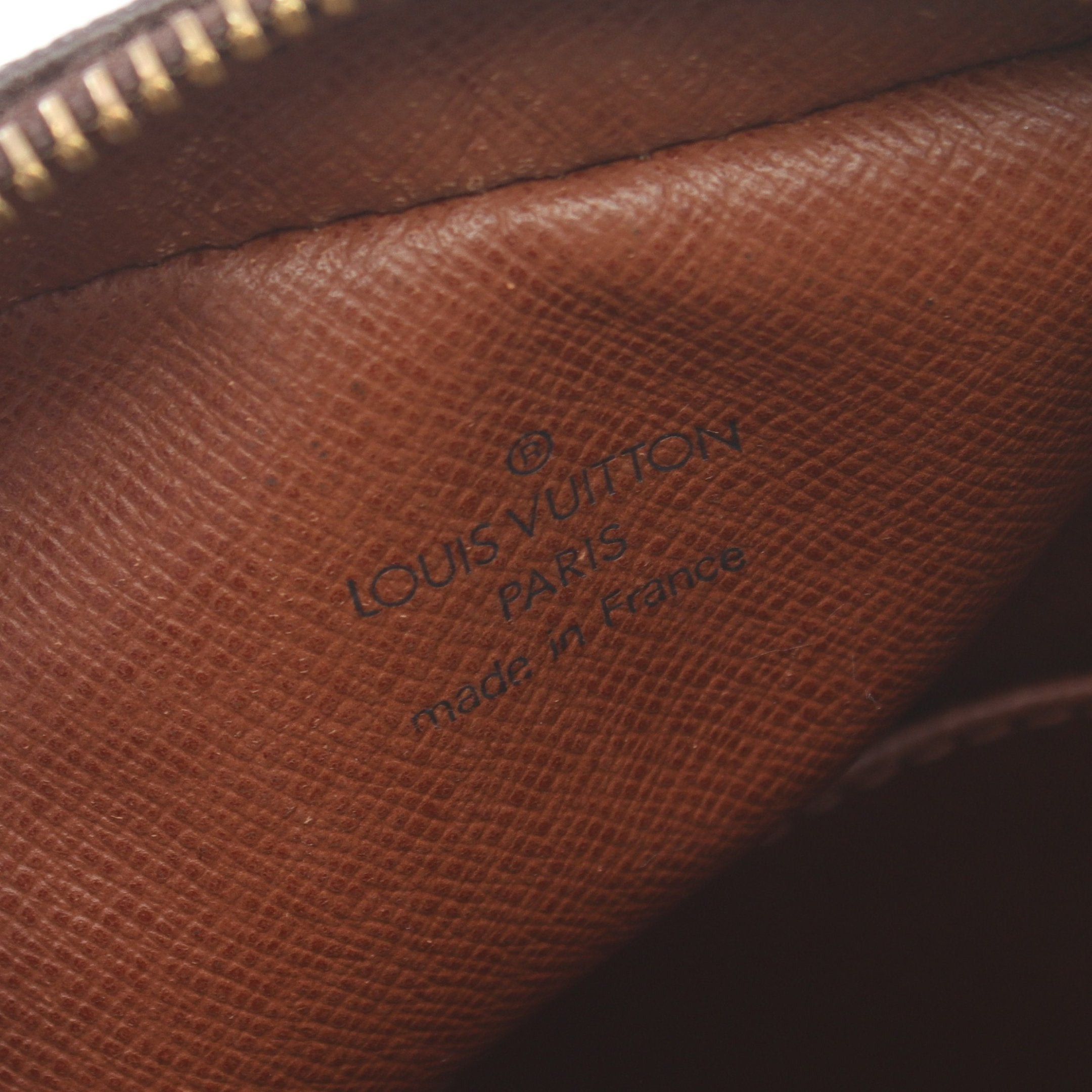 Louis Vuitton Louis Vuitton Amazon Monogram Shoulder Bag Leather Brown Size ONE SIZE - 4 Thumbnail