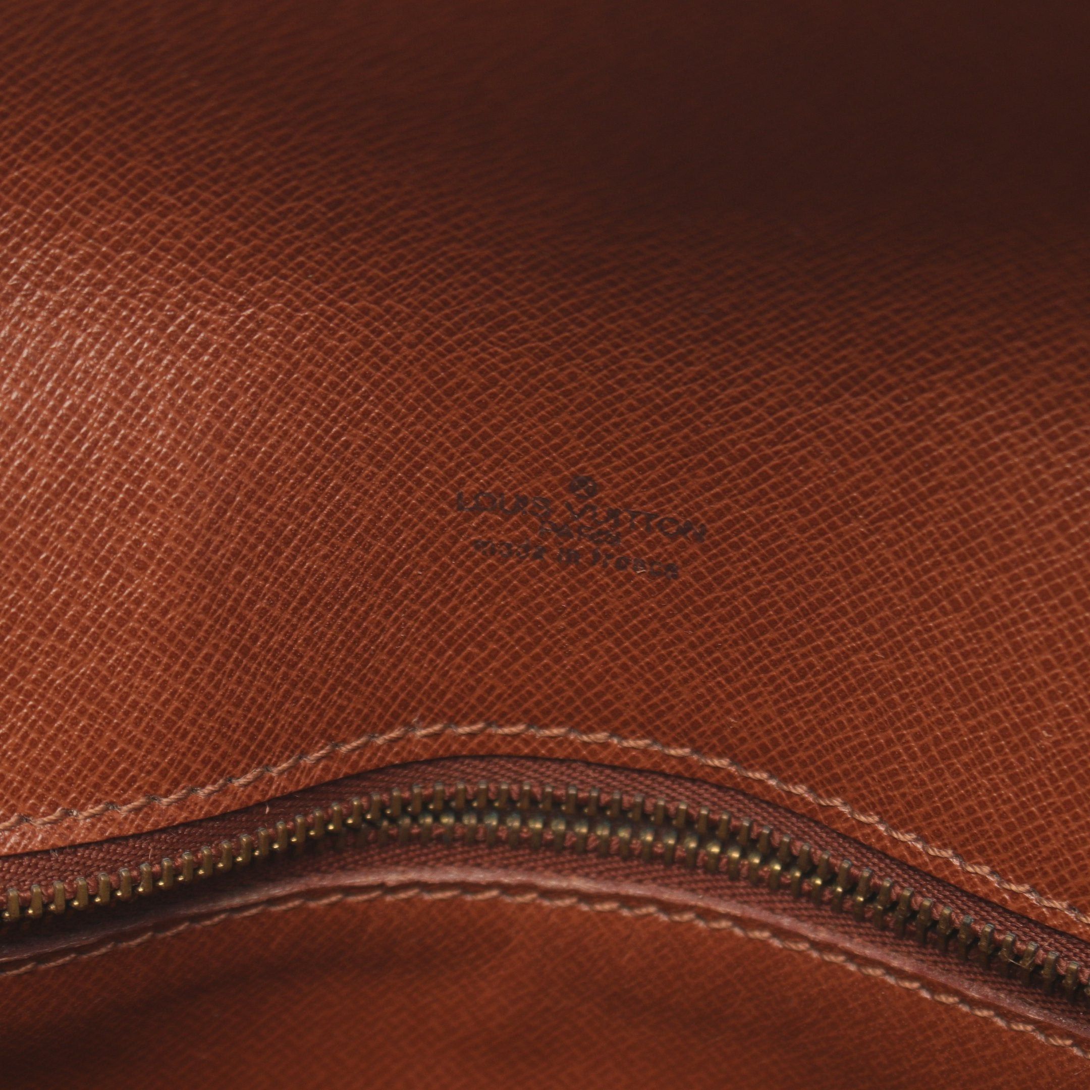Louis Vuitton Louis Vuitton Shanti Gm Monogram Shoulder Bag Leather Brown Size ONE SIZE - 4 Thumbnail