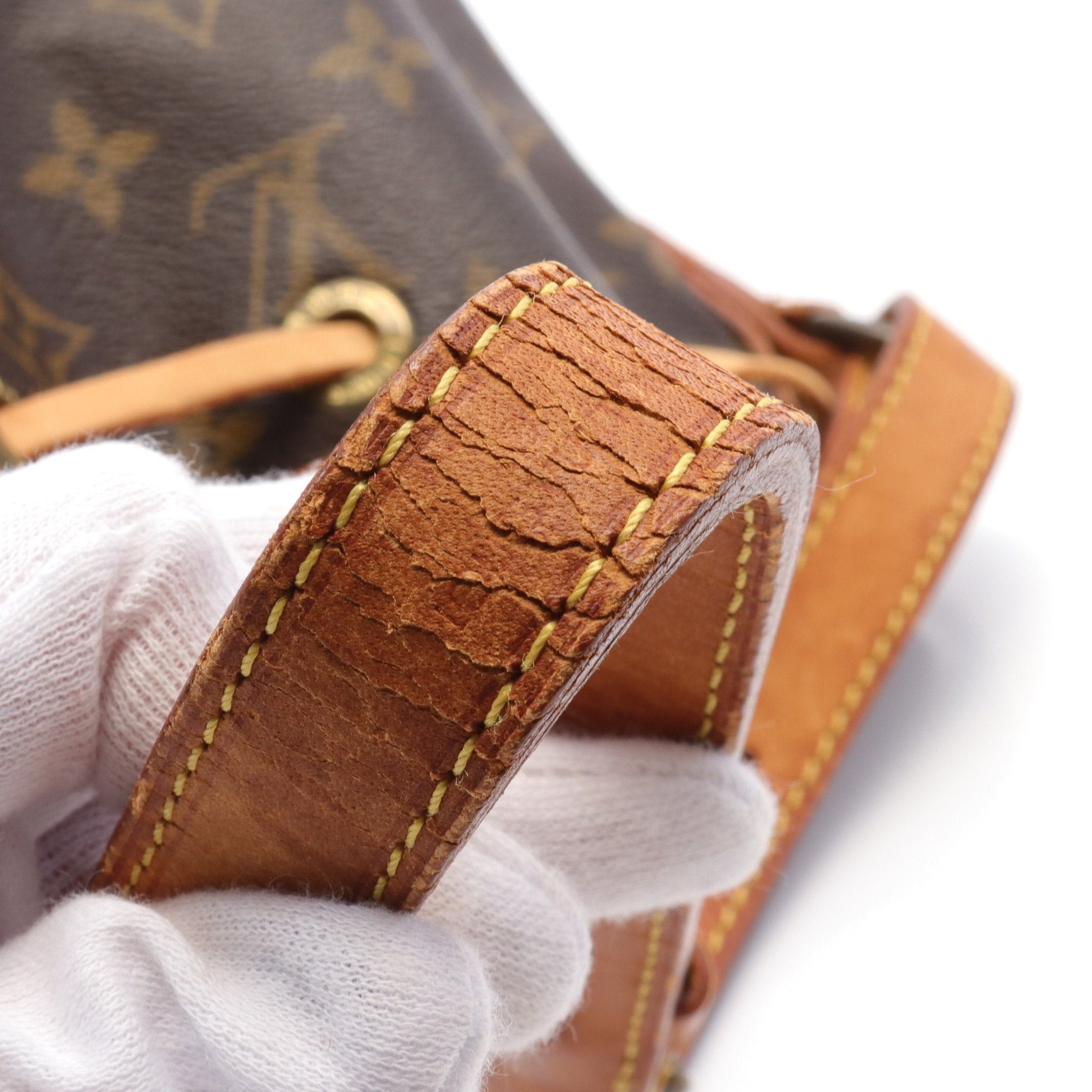 Louis Vuitton Louis Vuitton Peti Noe Monogram Shoulder Bag Leather Brown Size ONE SIZE - 10 Thumbnail