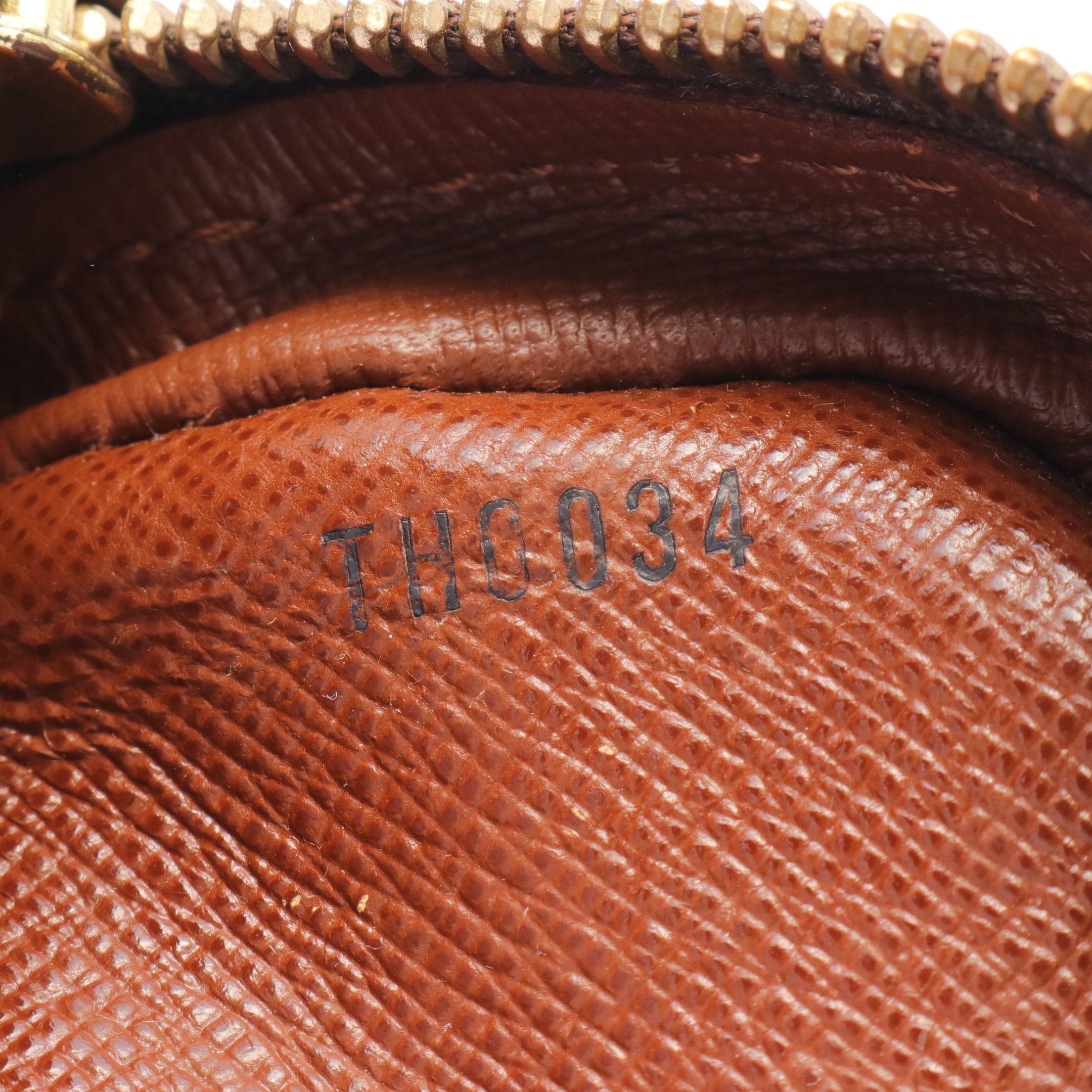 Louis Vuitton Louis Vuitton Amazon Monogram Shoulder Bag Leather Brown Size ONE SIZE - 5 Thumbnail