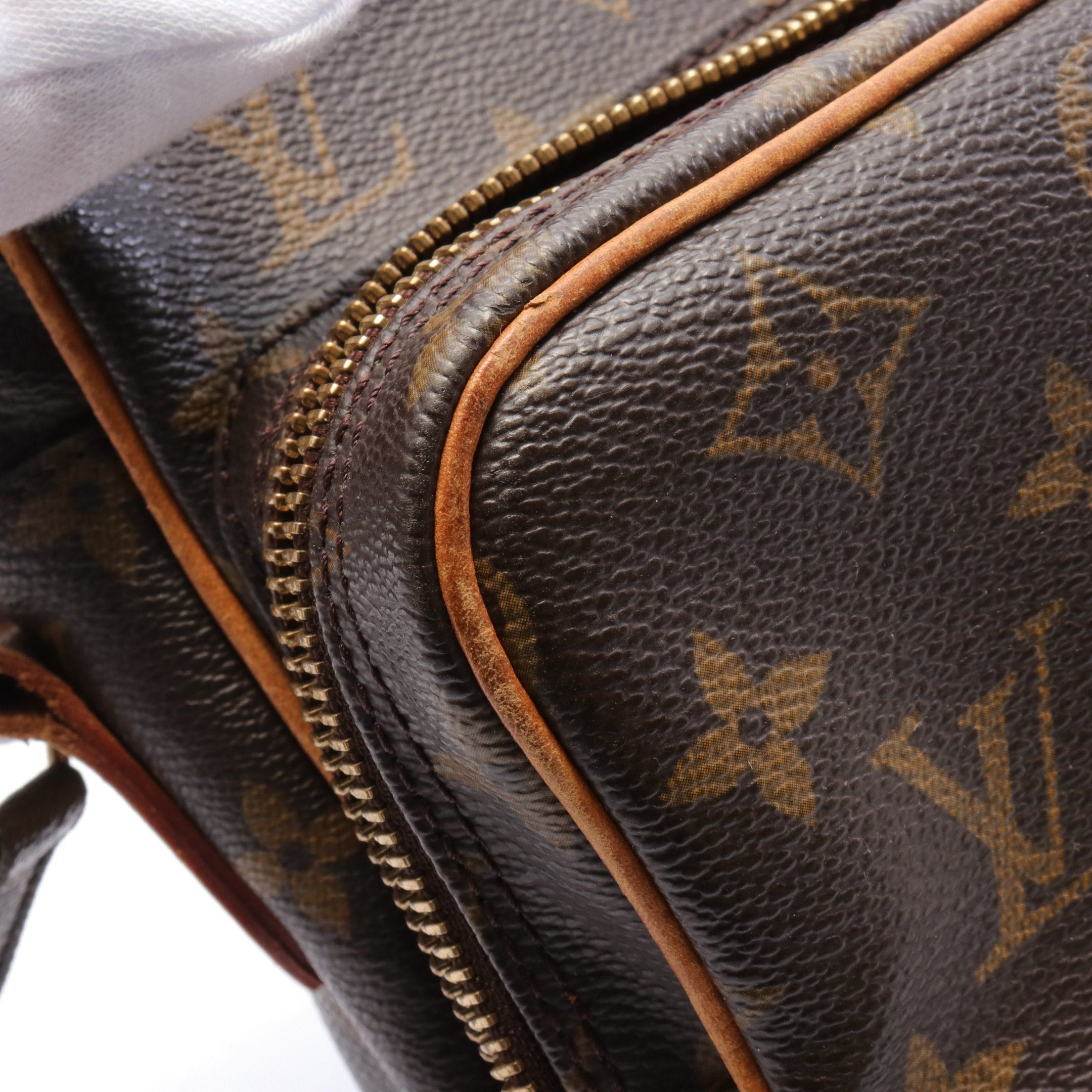 Louis Vuitton Louis Vuitton Amazon Monogram Shoulder Bag Leather Brown Size ONE SIZE - 7 Thumbnail