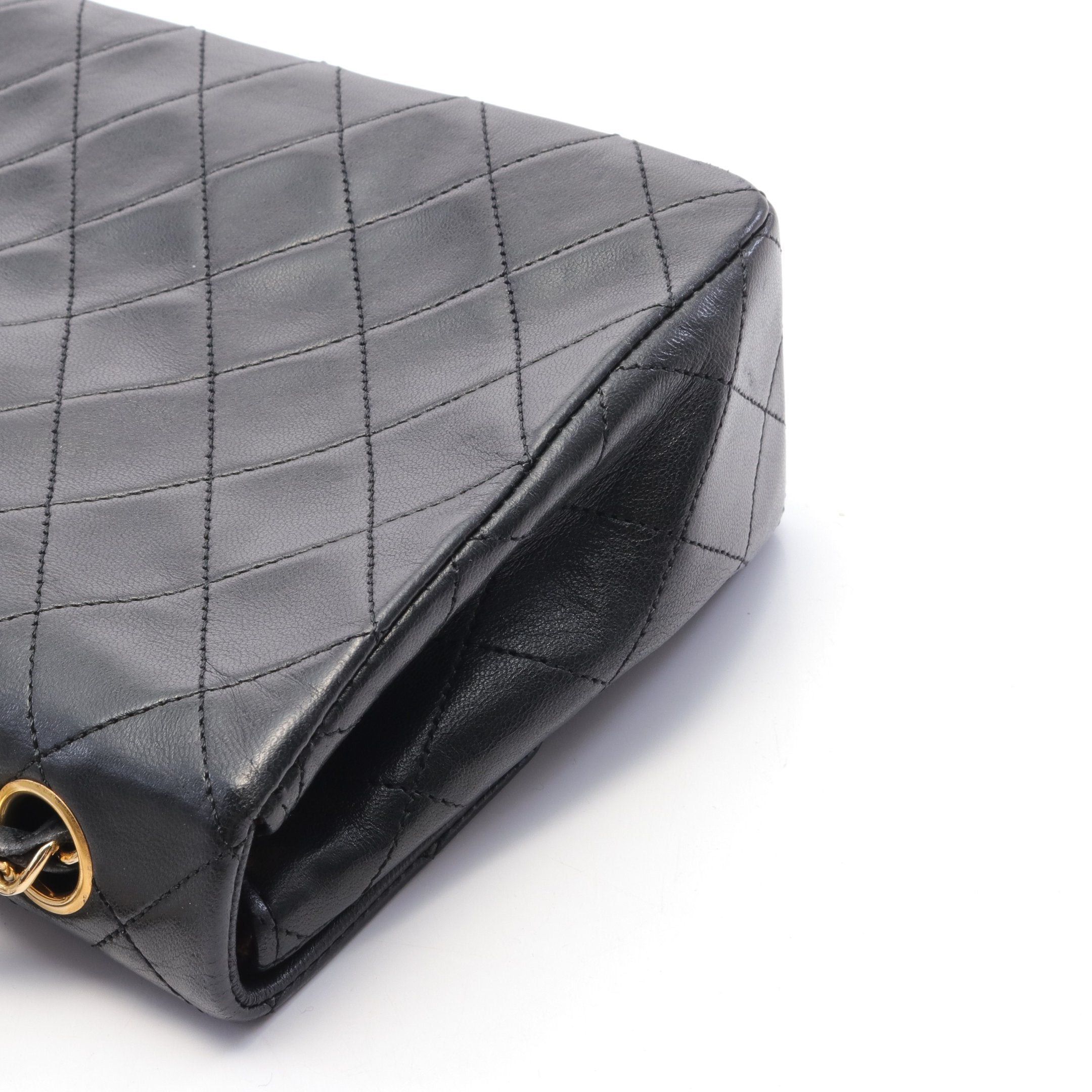 Chanel Chanel Mini Matelasse 20 Chain Shoulder Bag Lambskin Black Gold Hardware Size ONE SIZE - 7 Thumbnail