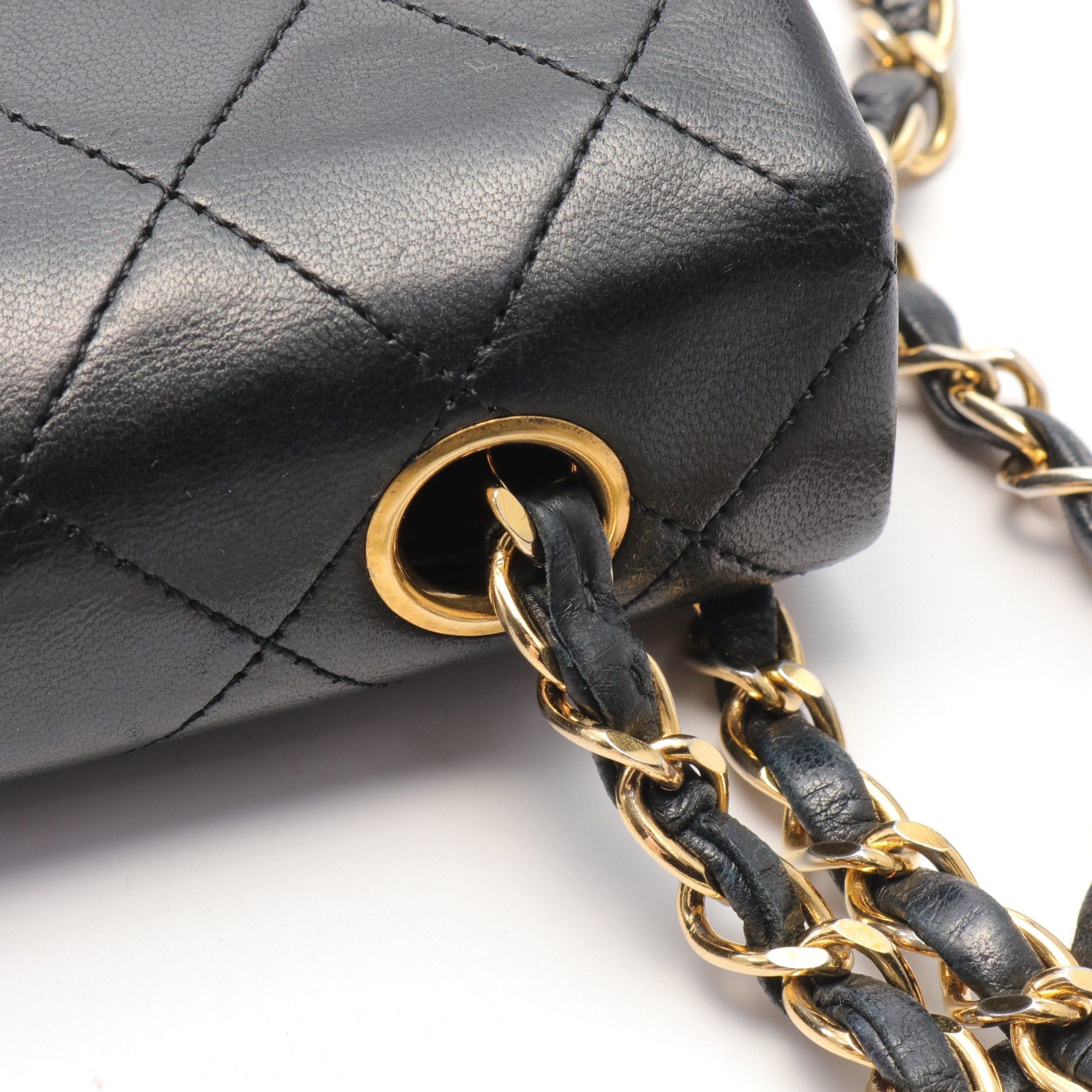 Chanel Chanel Mini Matelasse 20 Chain Shoulder Bag Lambskin Black Gold Hardware Size ONE SIZE - 9 Thumbnail