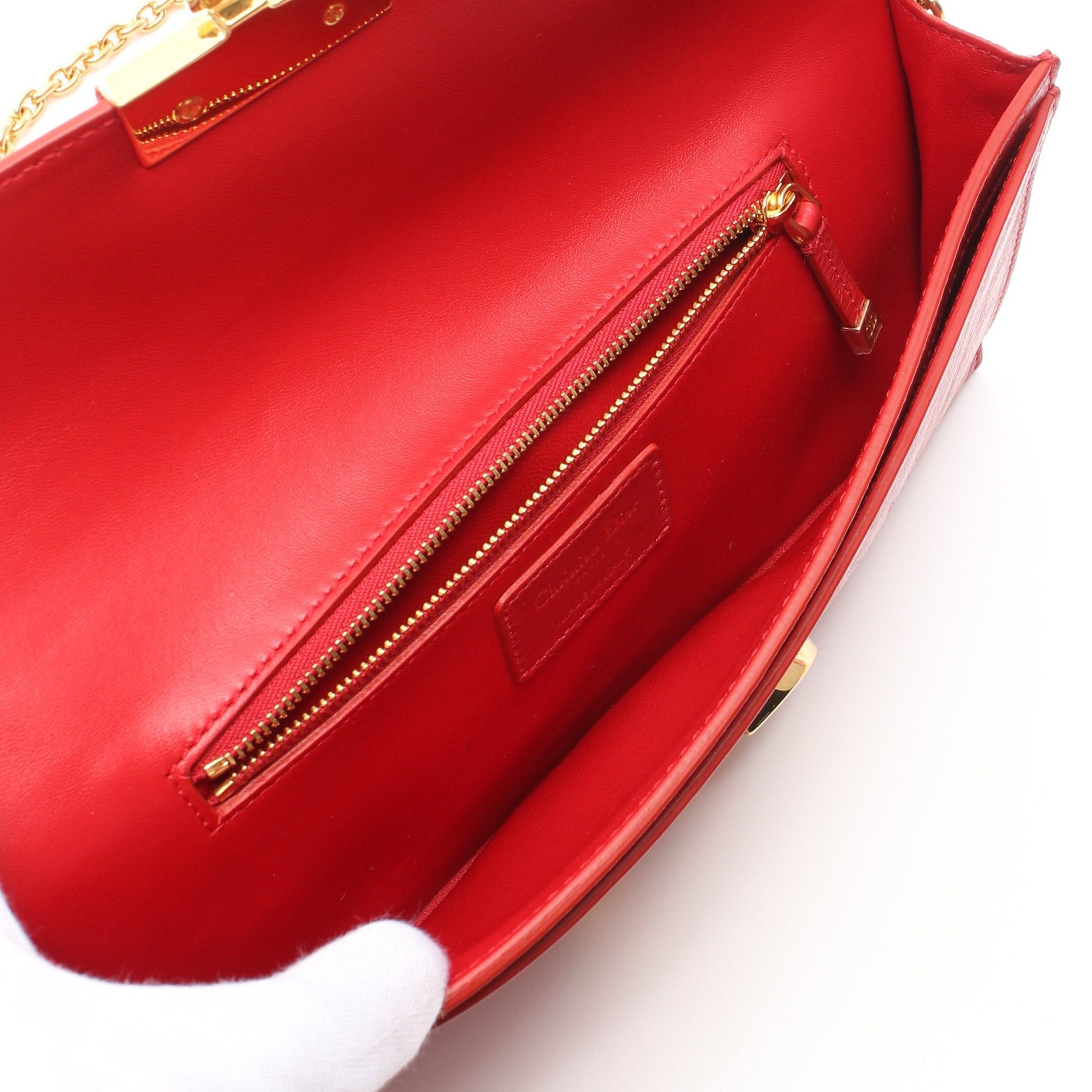 Dior Dior 30 Montaigne Clutch Bag Chain Shoulder Leather Red Size ONE SIZE - 3 Thumbnail