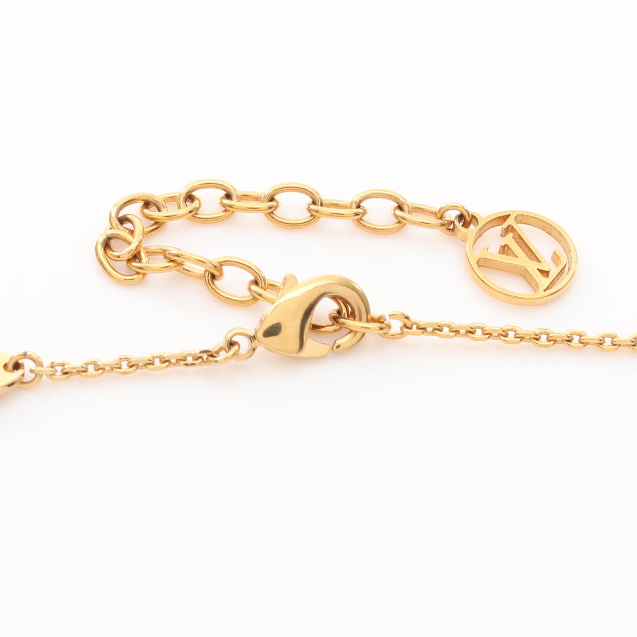 Louis Vuitton Louis Vuitton Vivienne Necklace Gp Fake Pearl Gold White Size ONE SIZE - 3 Thumbnail