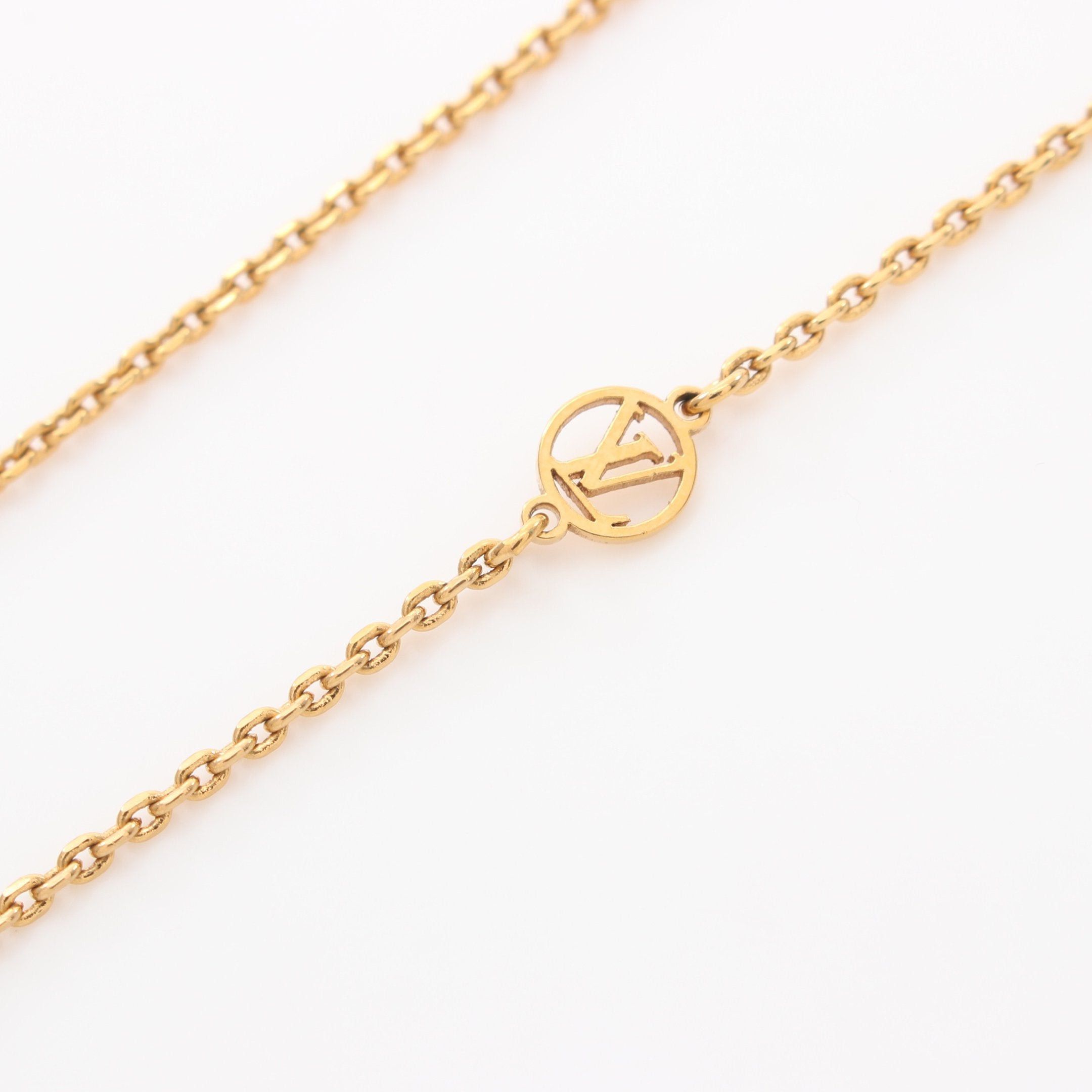 Louis Vuitton Louis Vuitton Vivienne Necklace Gp Fake Pearl Gold White Size ONE SIZE - 7 Thumbnail