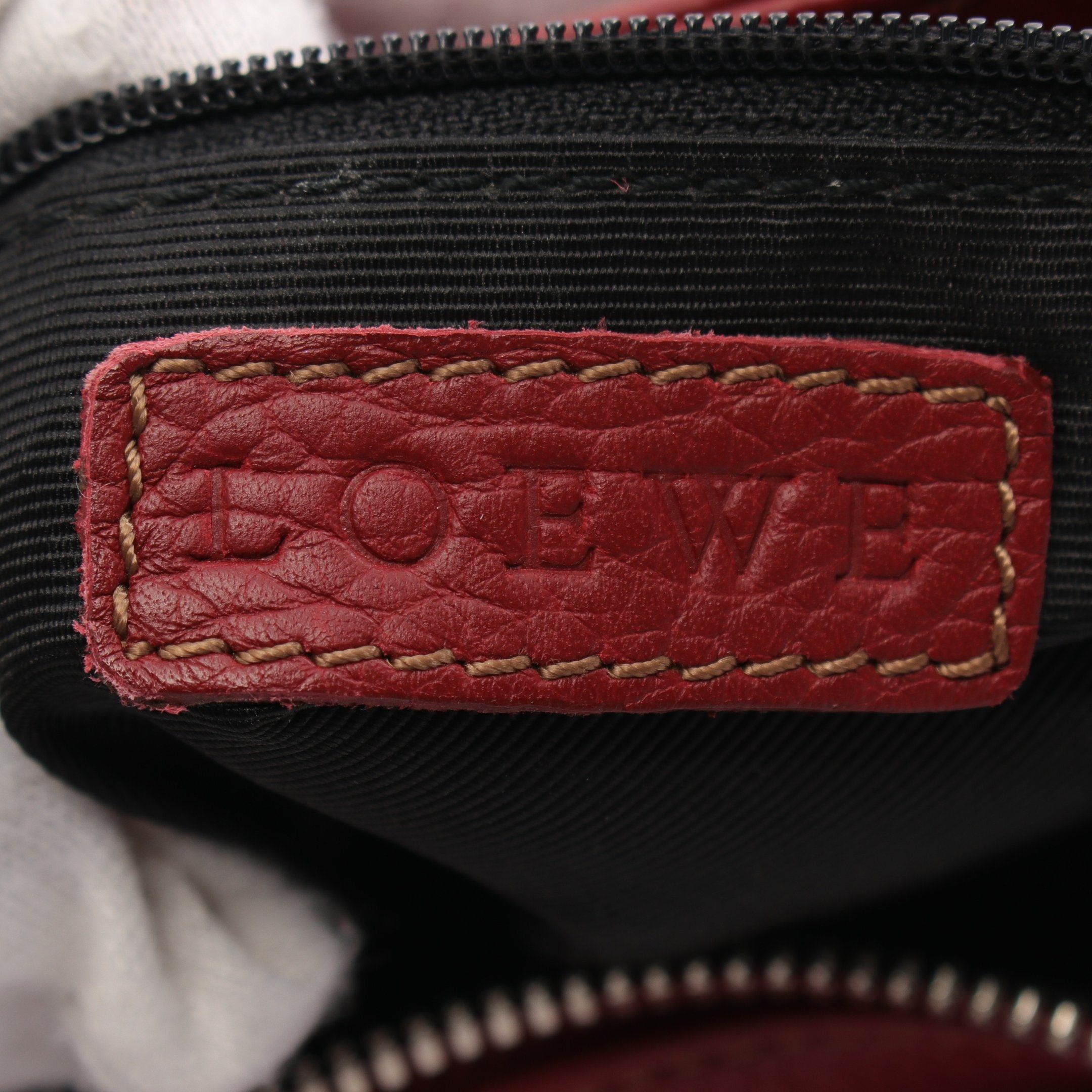 Loewe Loewe Handbag Logo Embossed Leather Red Size ONE SIZE - 4 Thumbnail