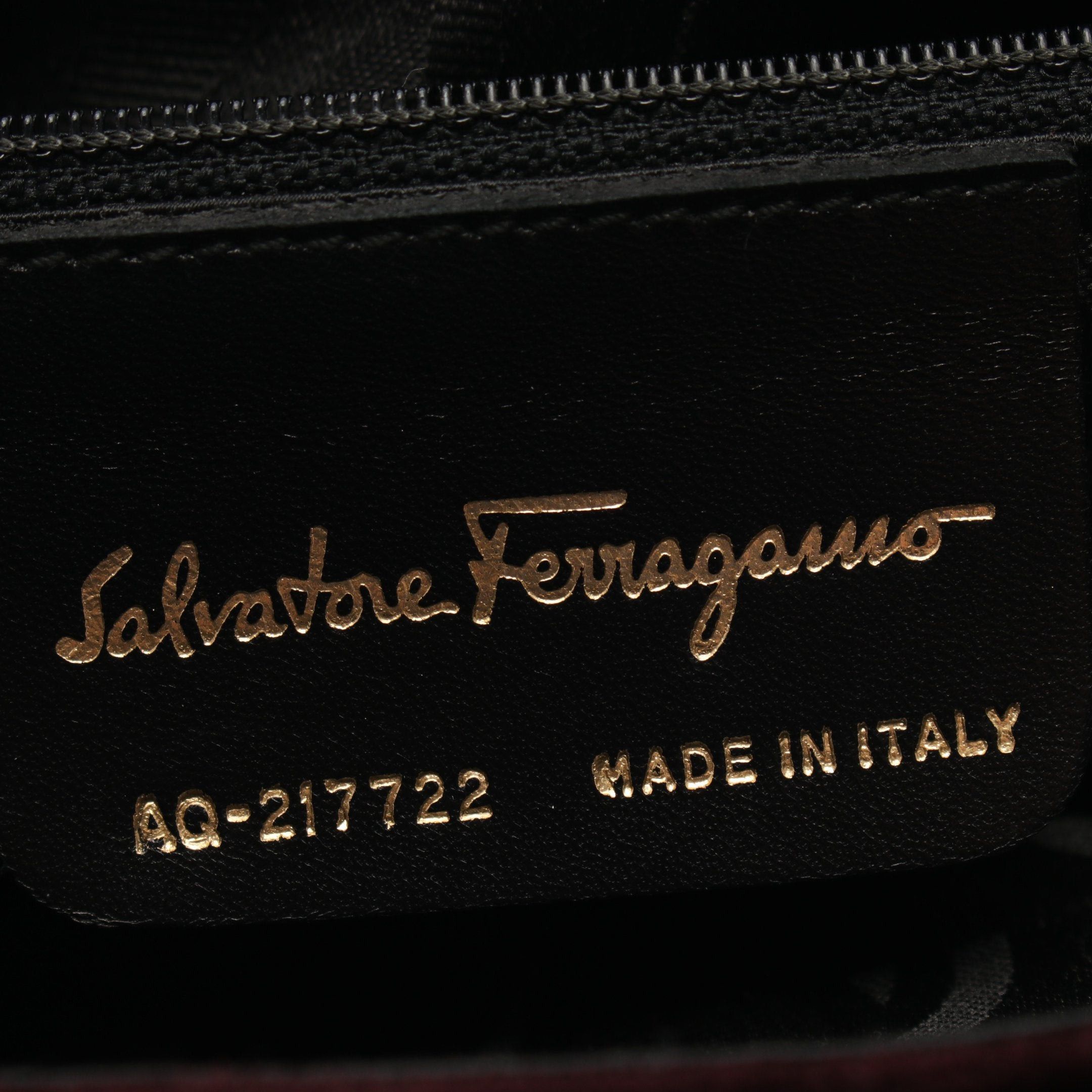 Salvatore Ferragamo Salvatore Ferragamo Gancini Shoulder Bag Suede Dark Brown Size ONE SIZE - 4 Thumbnail