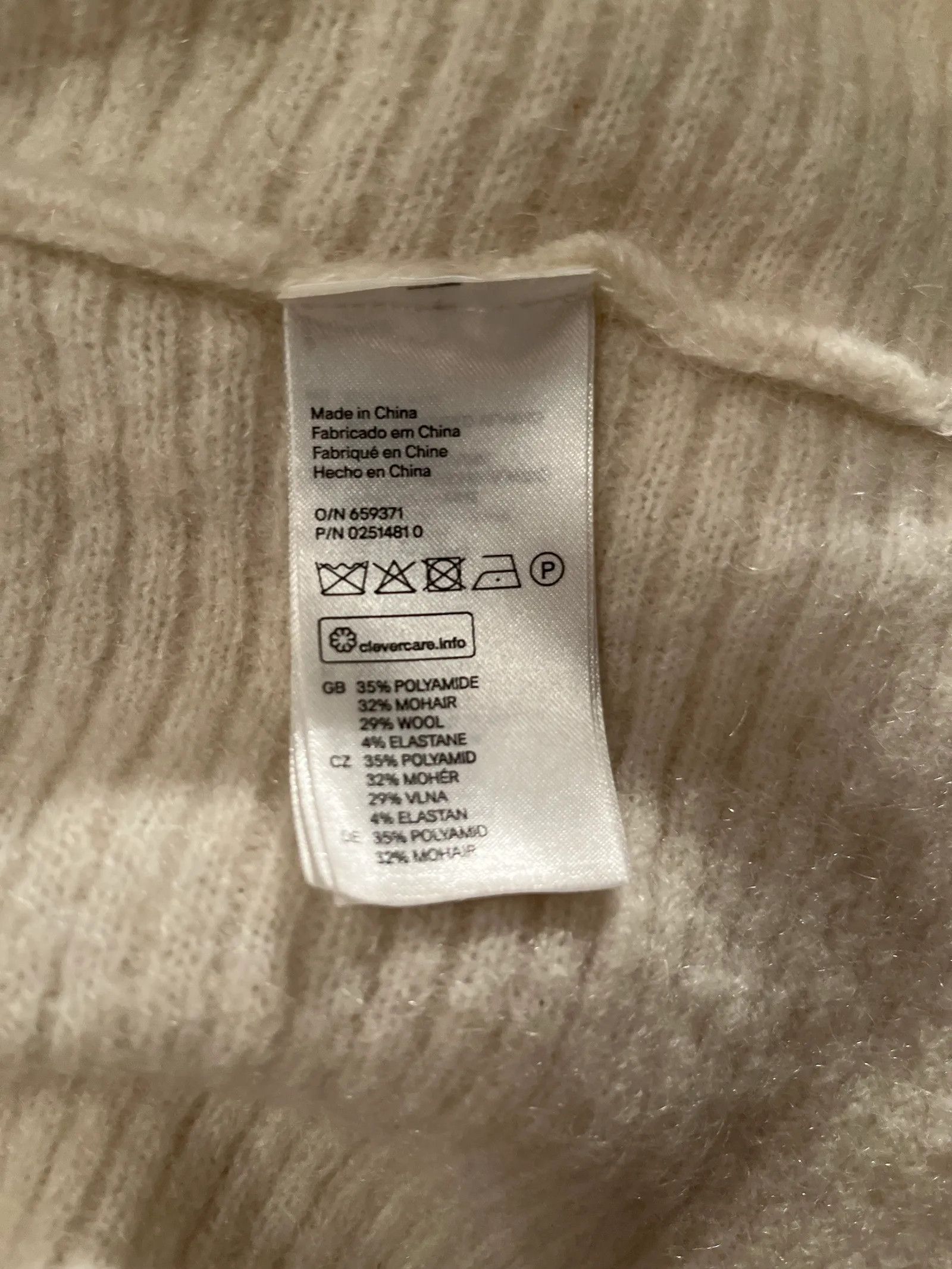 H&M H&M mohair blend Polo knit Size M / US 6-8 / IT 42-44 - 3 Thumbnail