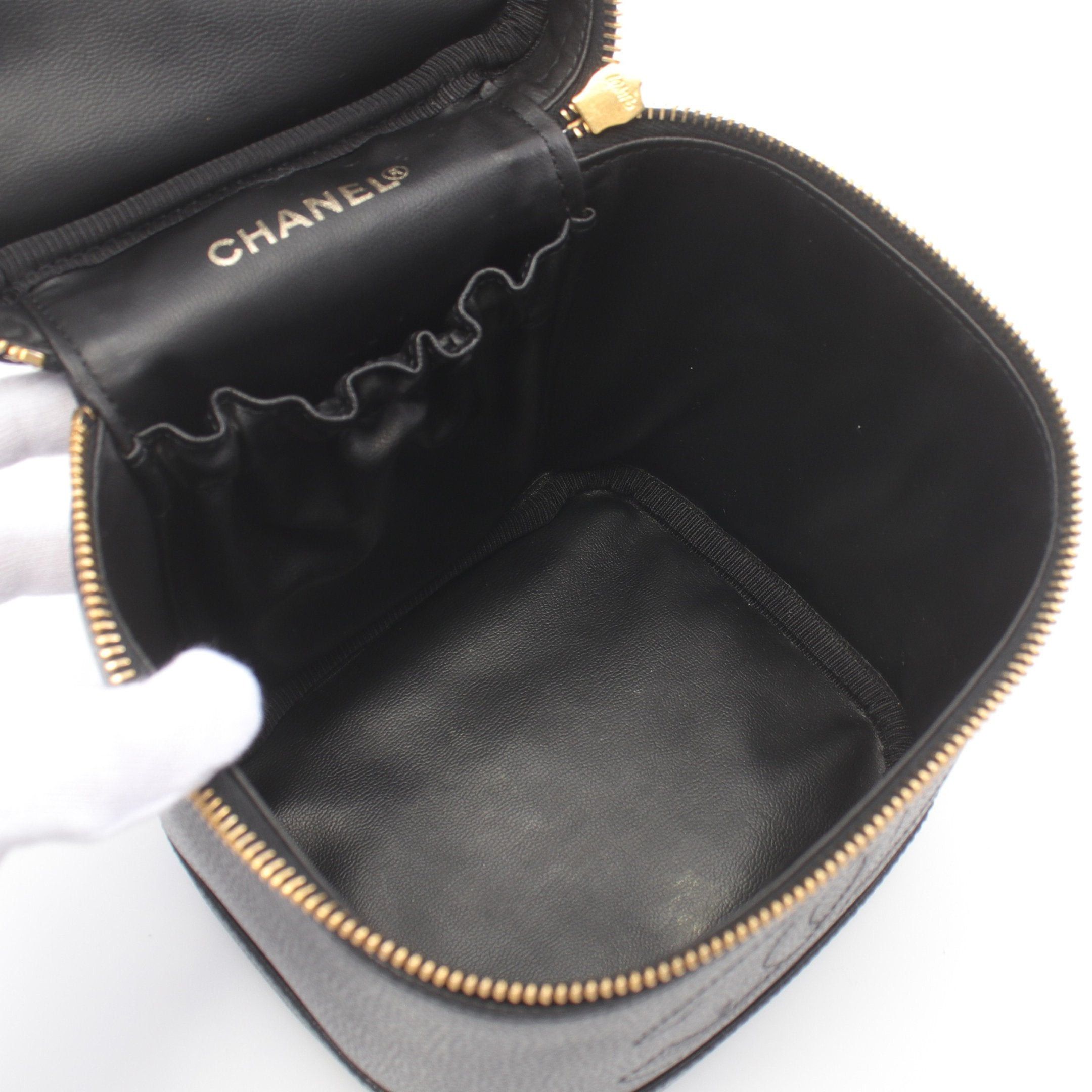 Chanel Chanel Coco Mark Handbag Vanity Bag Caviar Skin Black Gold Hardware Size ONE SIZE - 3 Thumbnail