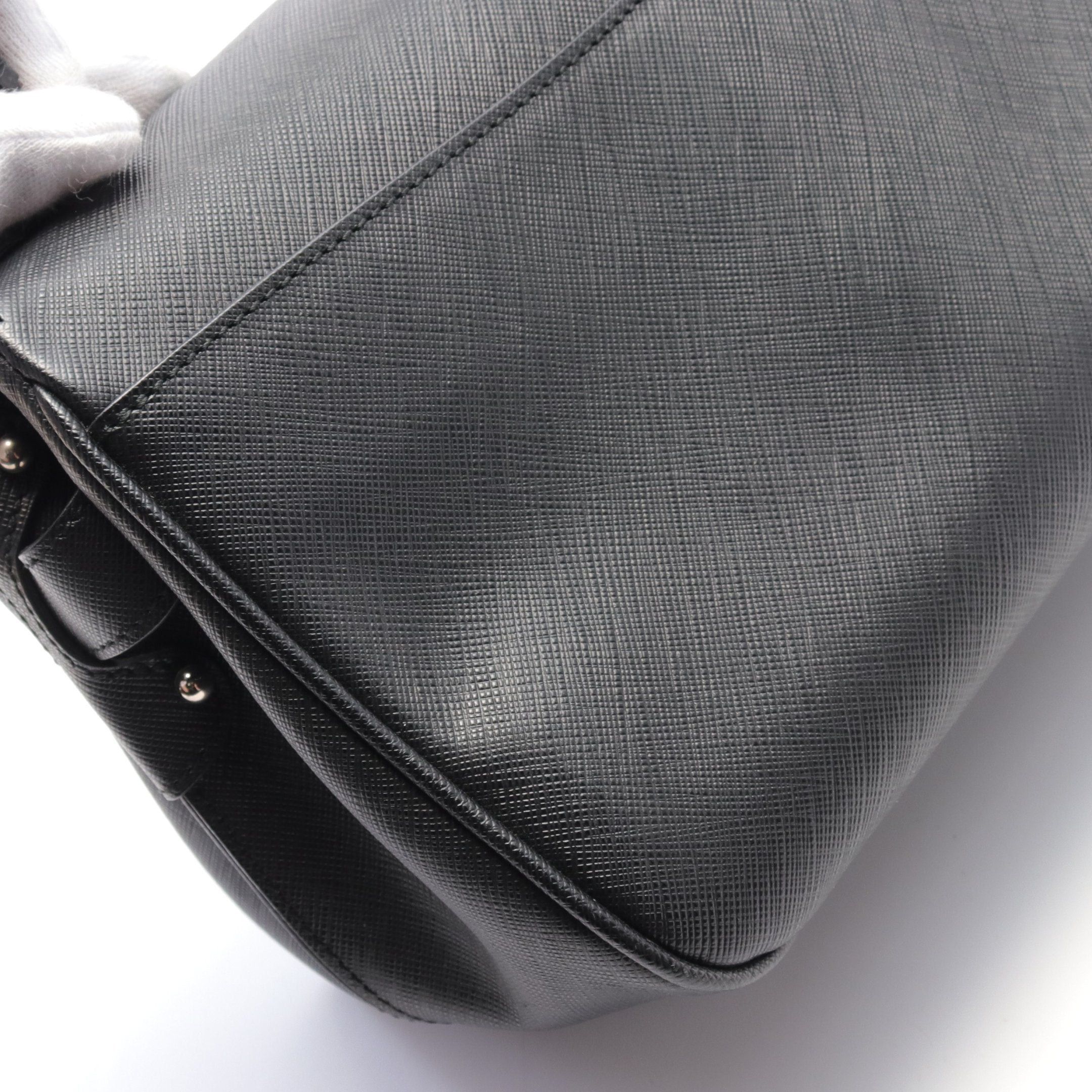Salvatore Ferragamo Salvatore Ferragamo Gancini Handbag Leather Black Size ONE SIZE - 5 Thumbnail