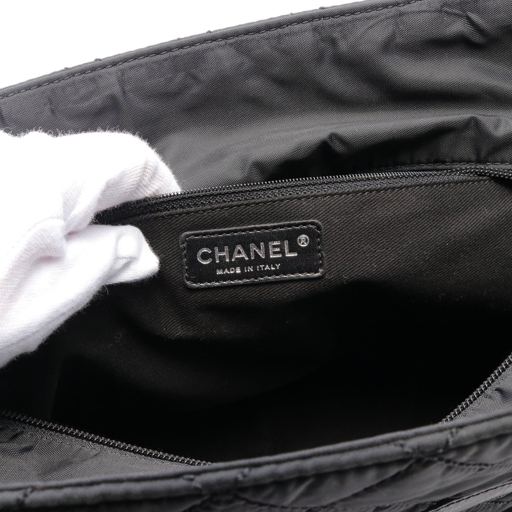Chanel Chanel Shoulder Bag Tote Nylon Leather Black Silver Hardware Size ONE SIZE - 4 Thumbnail