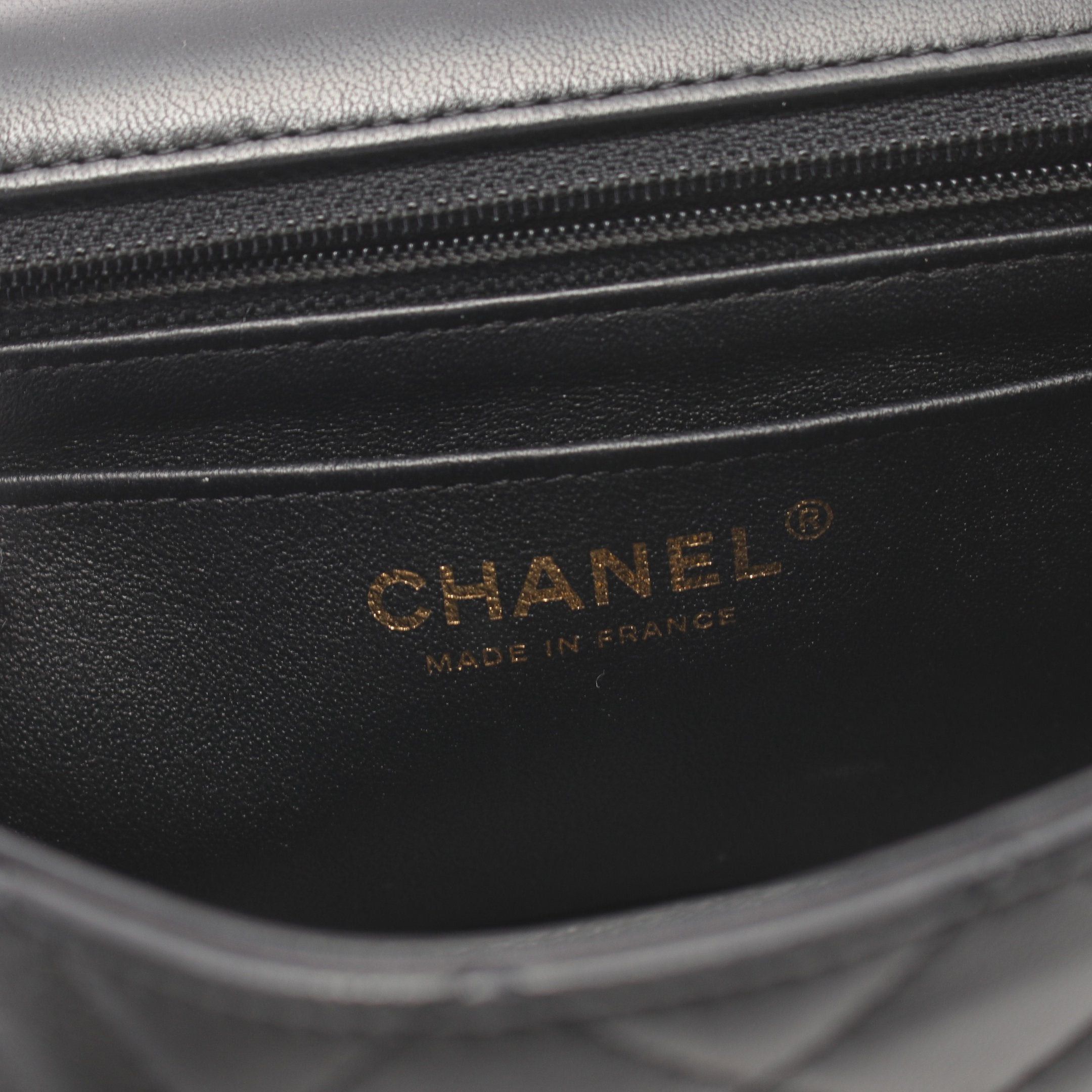 Chanel Chanel Matelasse Chain Shoulder Bag Lambskin Black Gold Hardware Size ONE SIZE - 4 Thumbnail