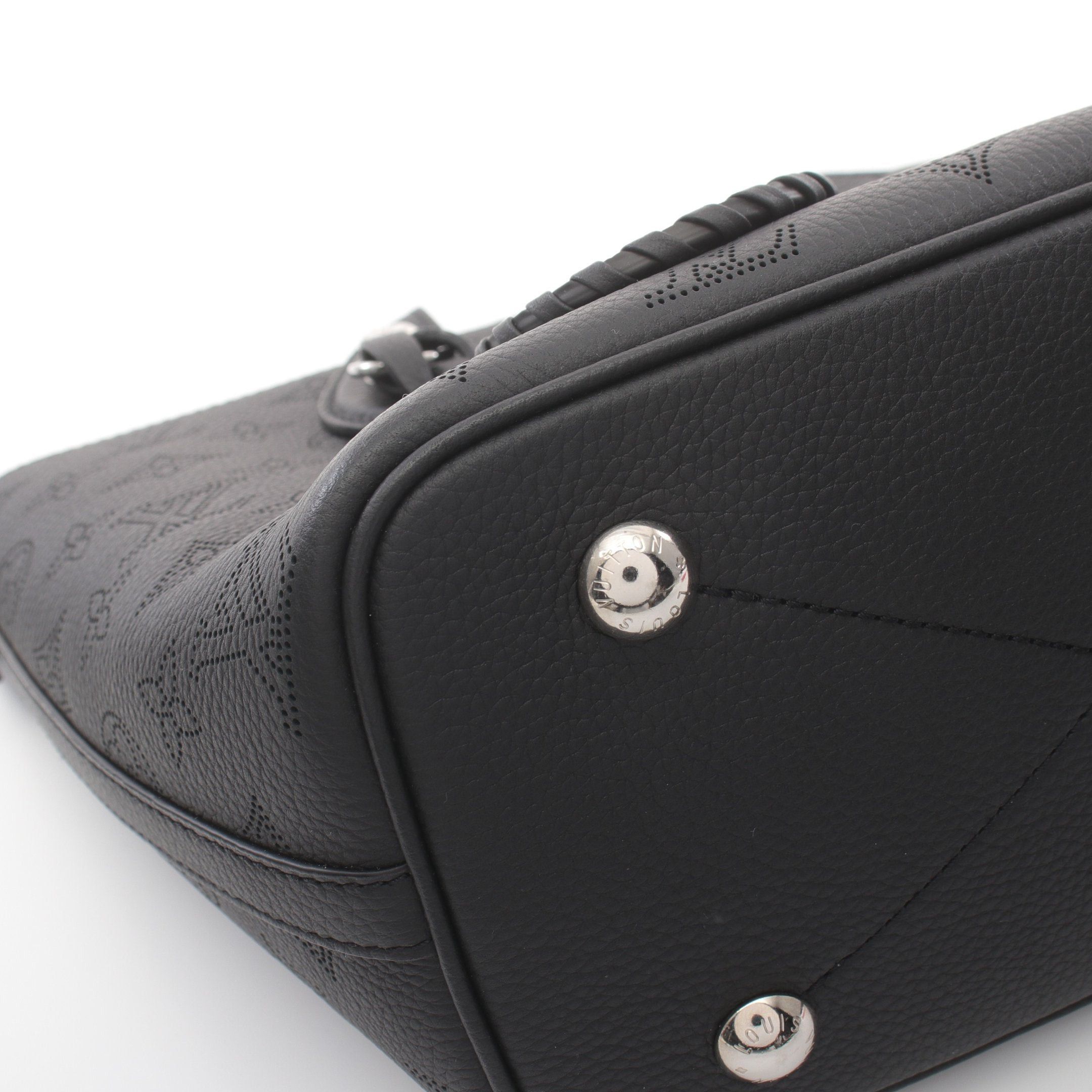 Louis Vuitton Louis Vuitton Blossom Pm Mahina Noir Handbag Leather Black Size ONE SIZE - 5 Thumbnail