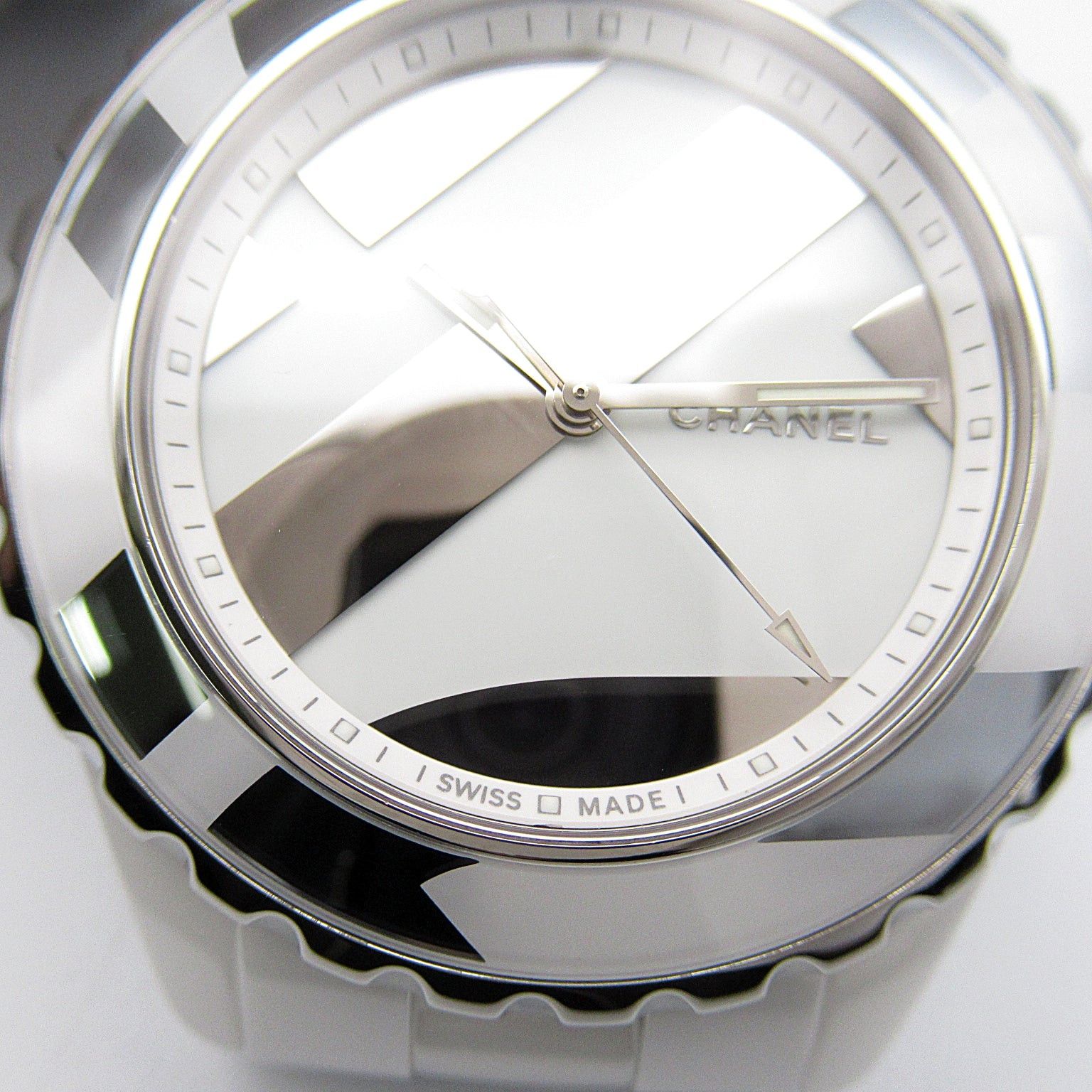 Chanel Chanel J12 Untitled Mens Watch Automatic Winding Ceramic White Size ONE SIZE - 10 Thumbnail