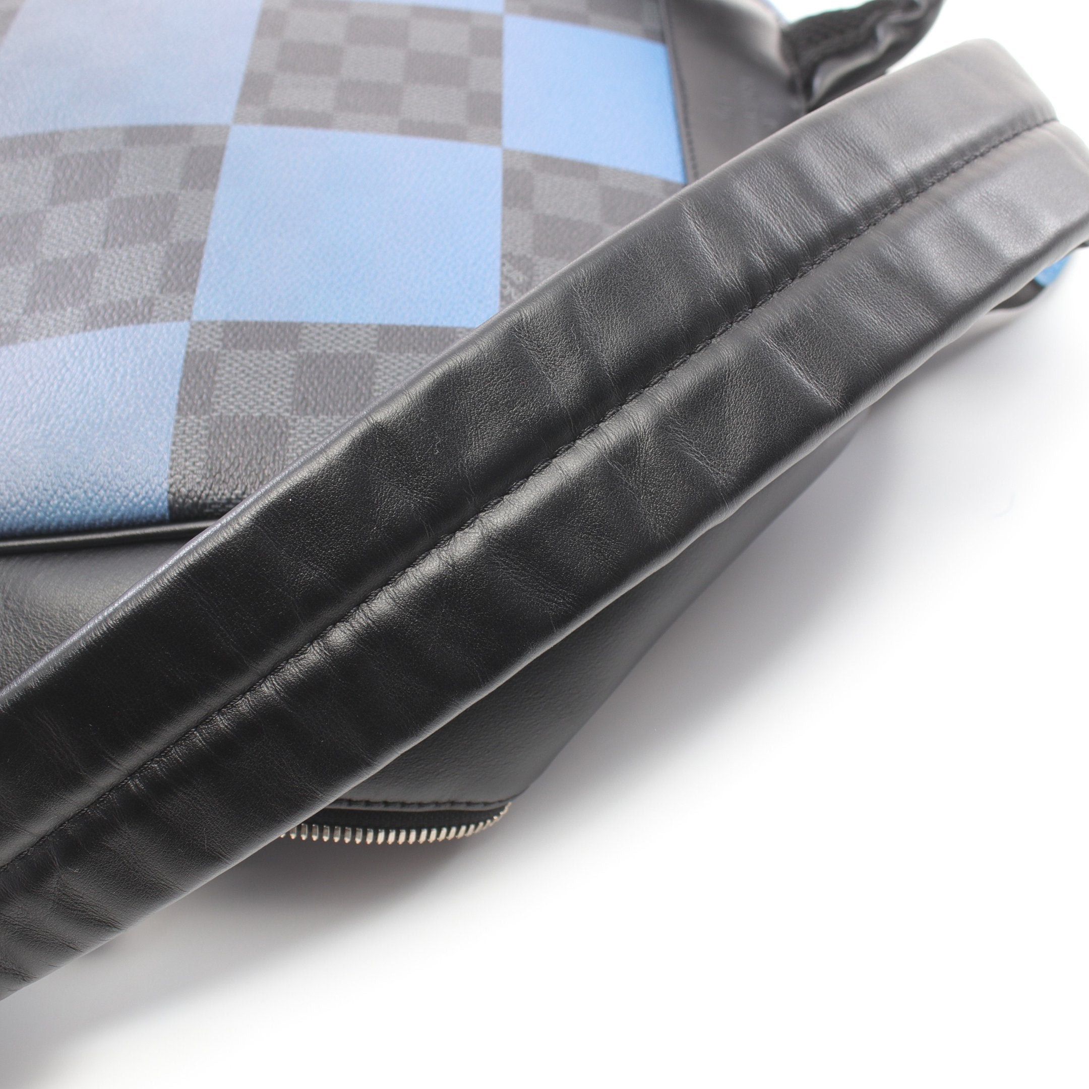 Louis Vuitton Louis Vuitton Josh Nv Damier Graphite Giant Backpack Rucksack Leather Blue Black Size ONE SIZE - 7 Thumbnail
