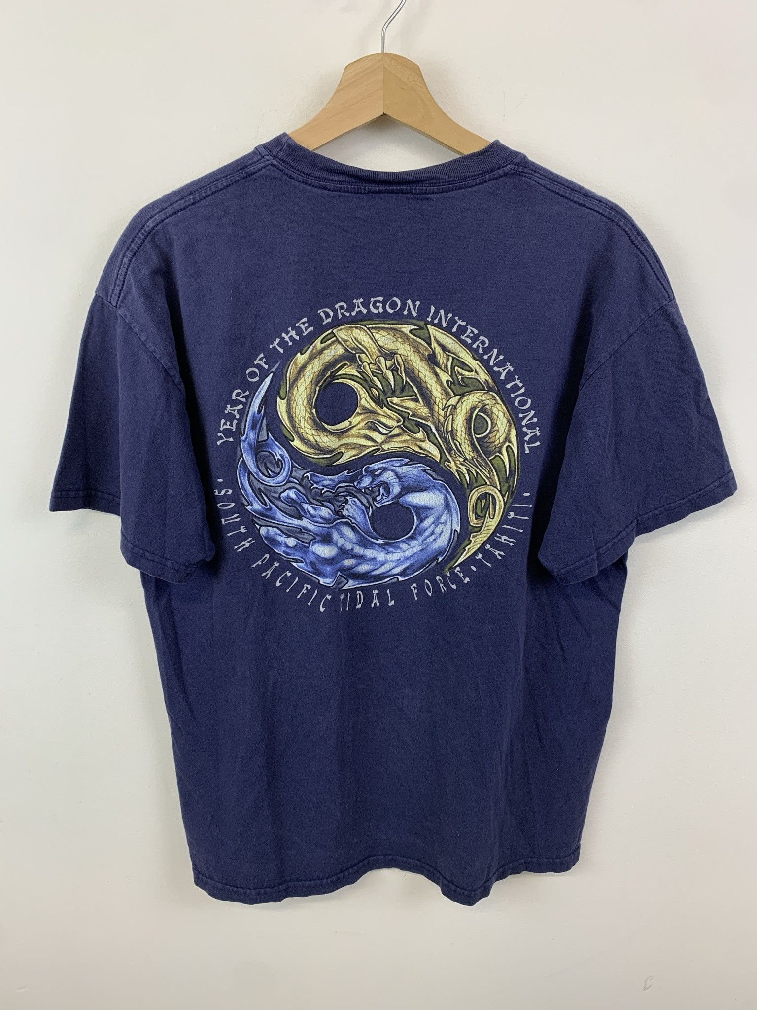 Vintage Vintage Dragon Puma Year of the Dragon Top Heavy 2000s Tee Shirt Size L Size US L / EU 52-54 / 3 - 3 Thumbnail