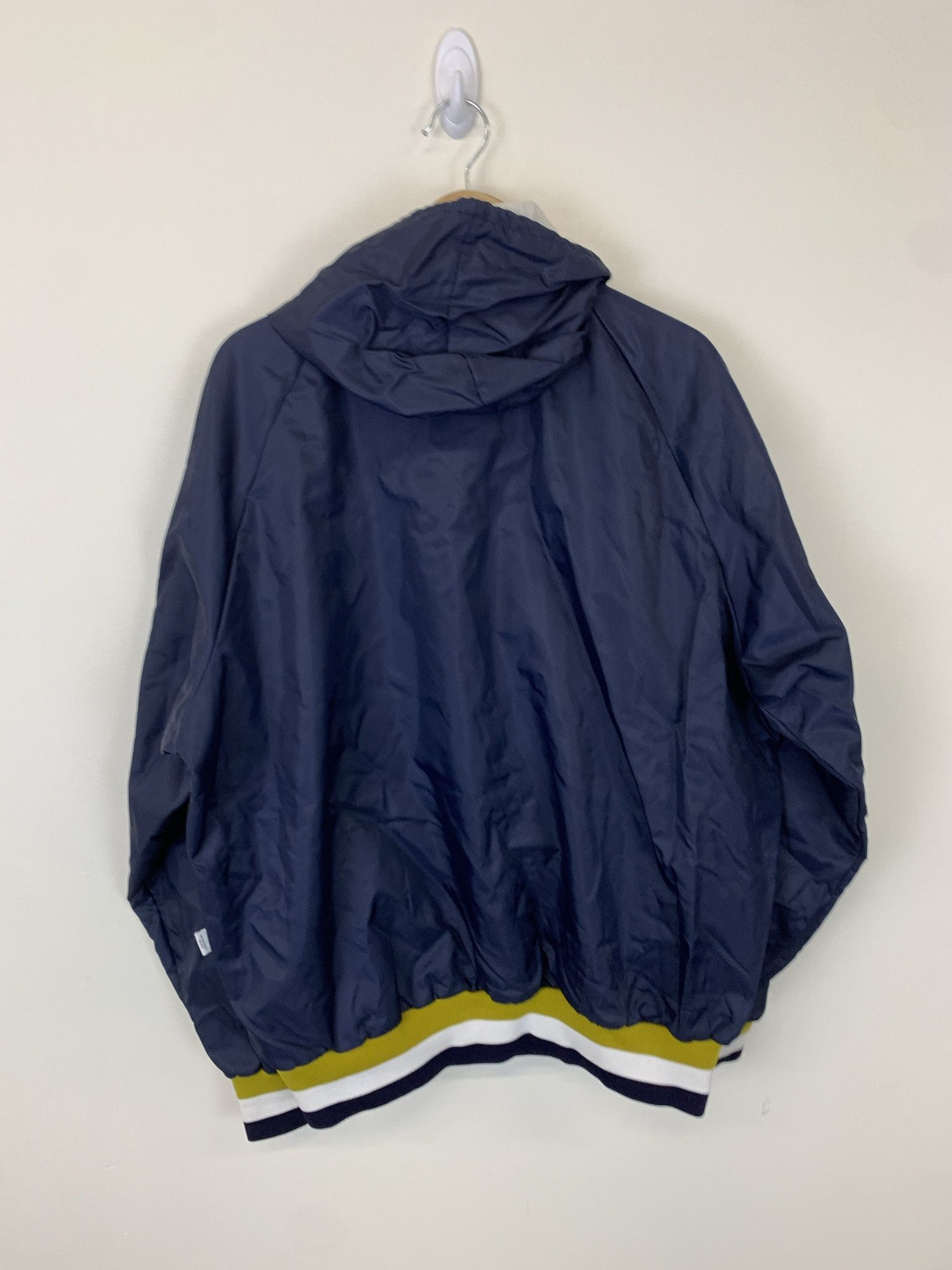 Vintage Vintage UND Notre Dame Hockey Anorak Windbreaker Jacket Size XL Size US XL / EU 56 / 4 - 3 Thumbnail