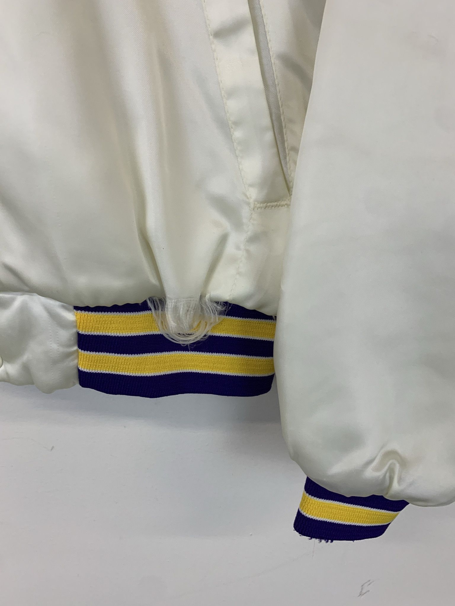 NBA × Vintage Vintage 1970s LA Lakers Steve Puffer Warm Up Snap Jacket Swingster Jacket Size M Size US M / EU 48-50 / 2 - 2 Thumbnail