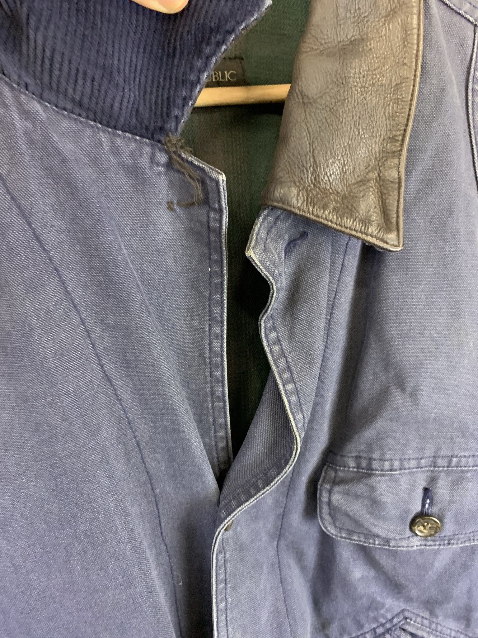 Banana Republic × Vintage Vintage Banana Republic 1990s Leather Collar Canvas jacket Size M Size US M / EU 48-50 / 2 - 3 Thumbnail