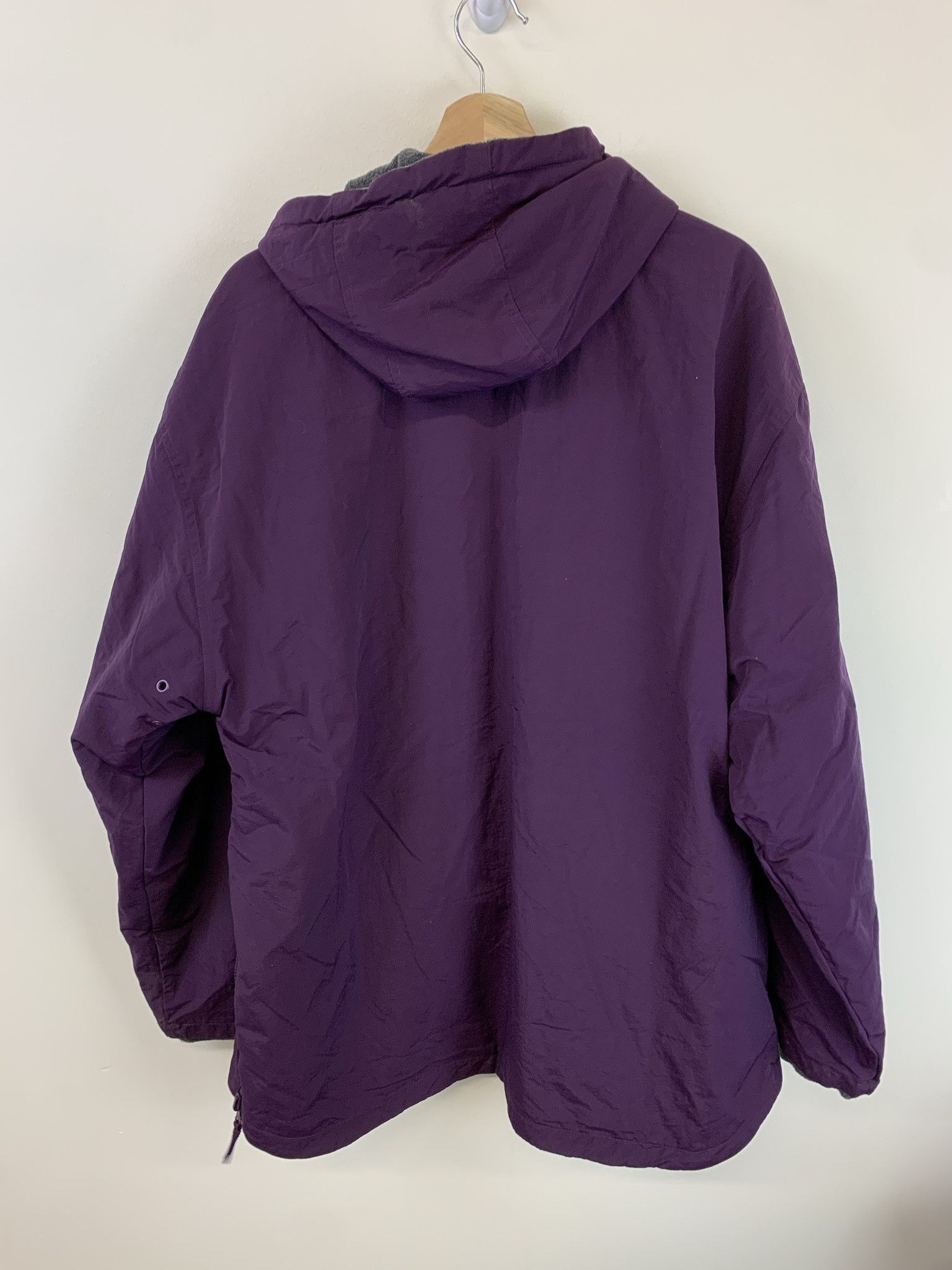 Vintage Vintage 1990s Reversible Purple Grey Fleece Lined Windbreaker Size L Size US L / EU 52-54 / 3 - 3 Thumbnail