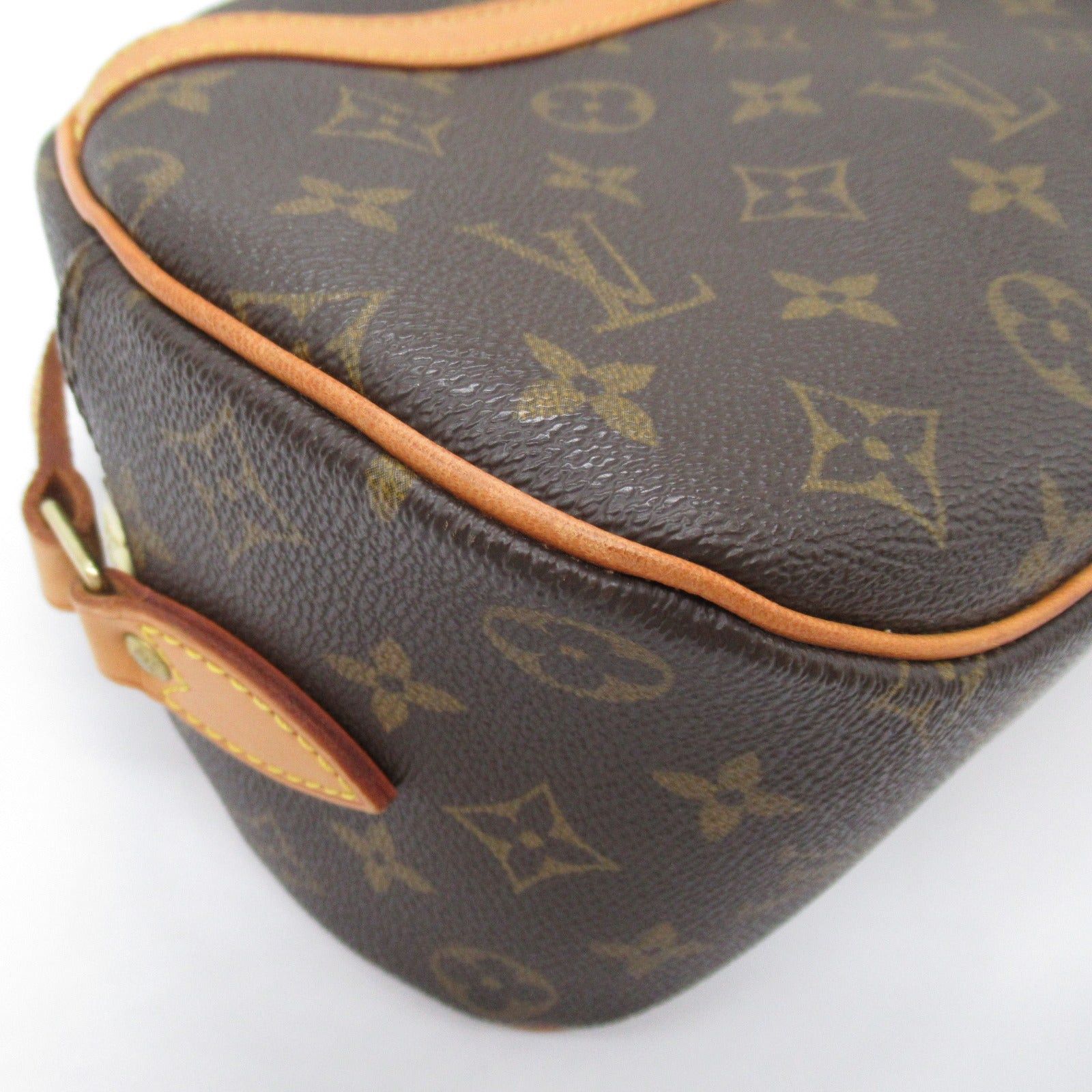 Louis Vuitton Louis Vuitton Blower Shoulder Bag Coated Canvas Monogram Brown Size ONE SIZE - 10 Thumbnail