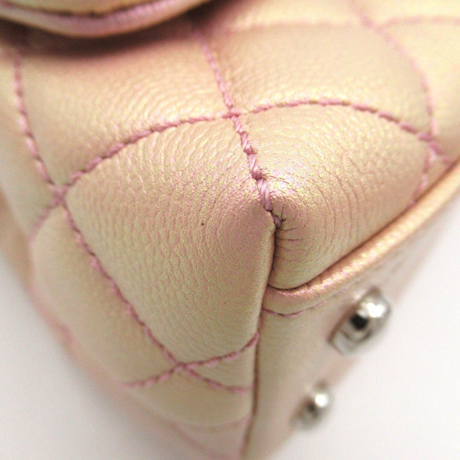 Chanel Chanel Coco Handle Matelasse Shoulder Bag Caviar Skin (Grained Calf) Pink Metallic Silver Hardware Size ONE SIZE - 14 Thumbnail