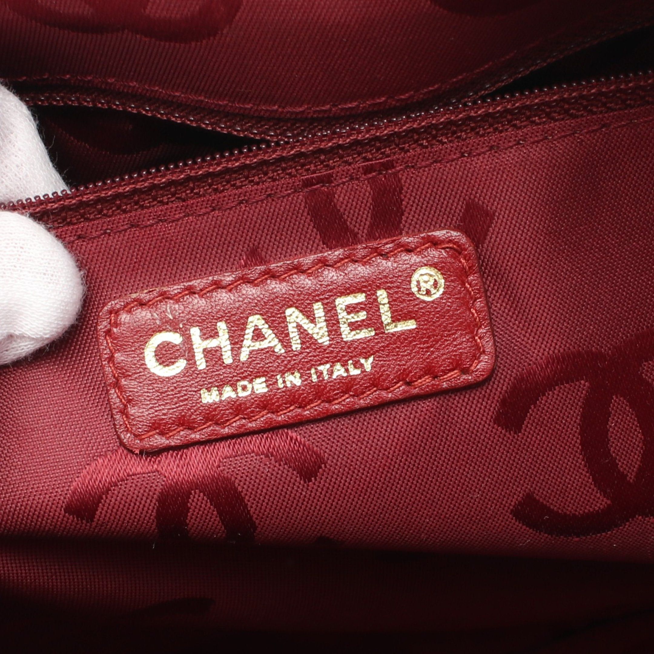 Chanel Chanel Wild Stitch Coco Mark Handbag Leather Bordeaux Gold Hardware Size ONE SIZE - 4 Thumbnail