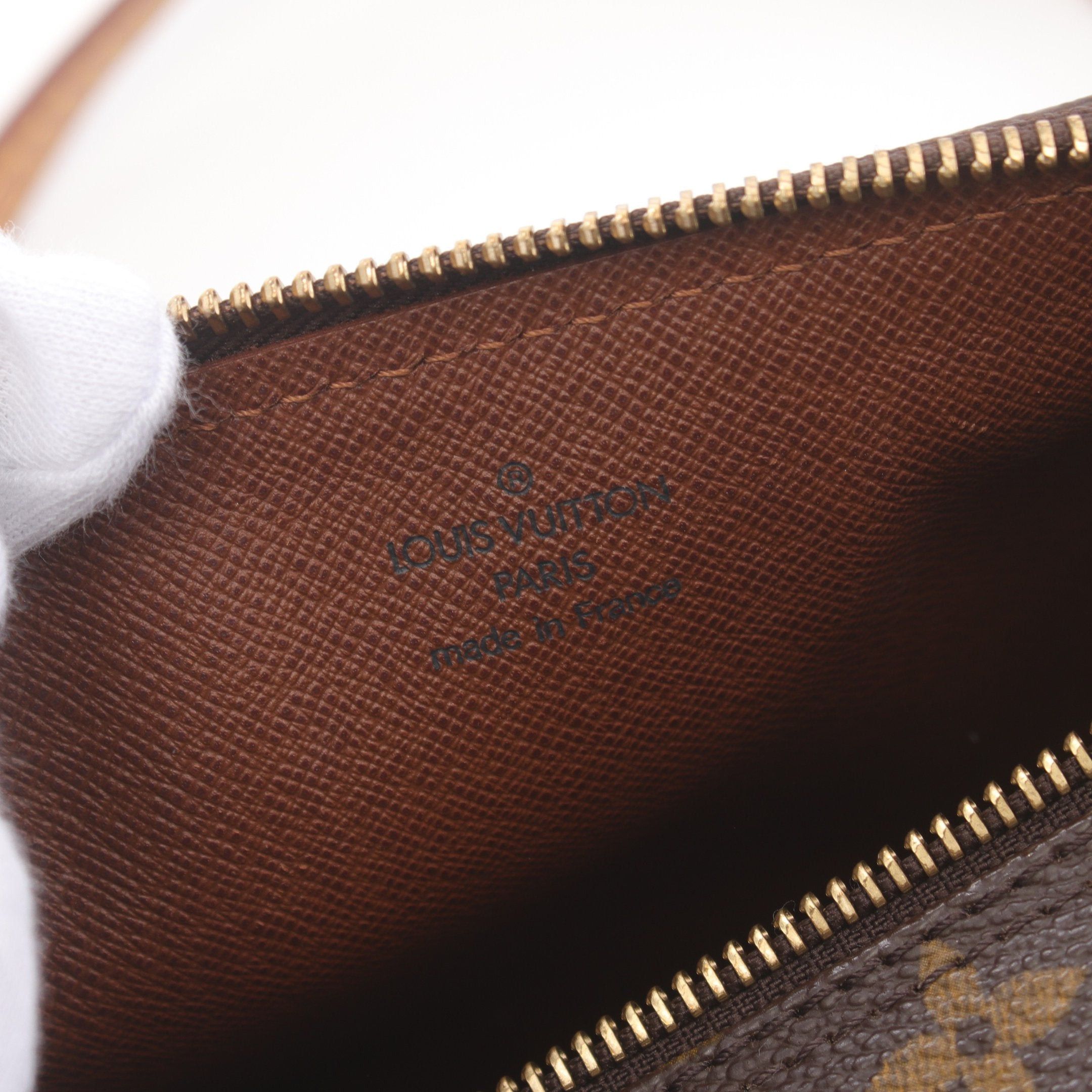 Louis Vuitton Louis Vuitton Papillon 30 Monogram Handbag Leather Brown Size ONE SIZE - 4 Thumbnail