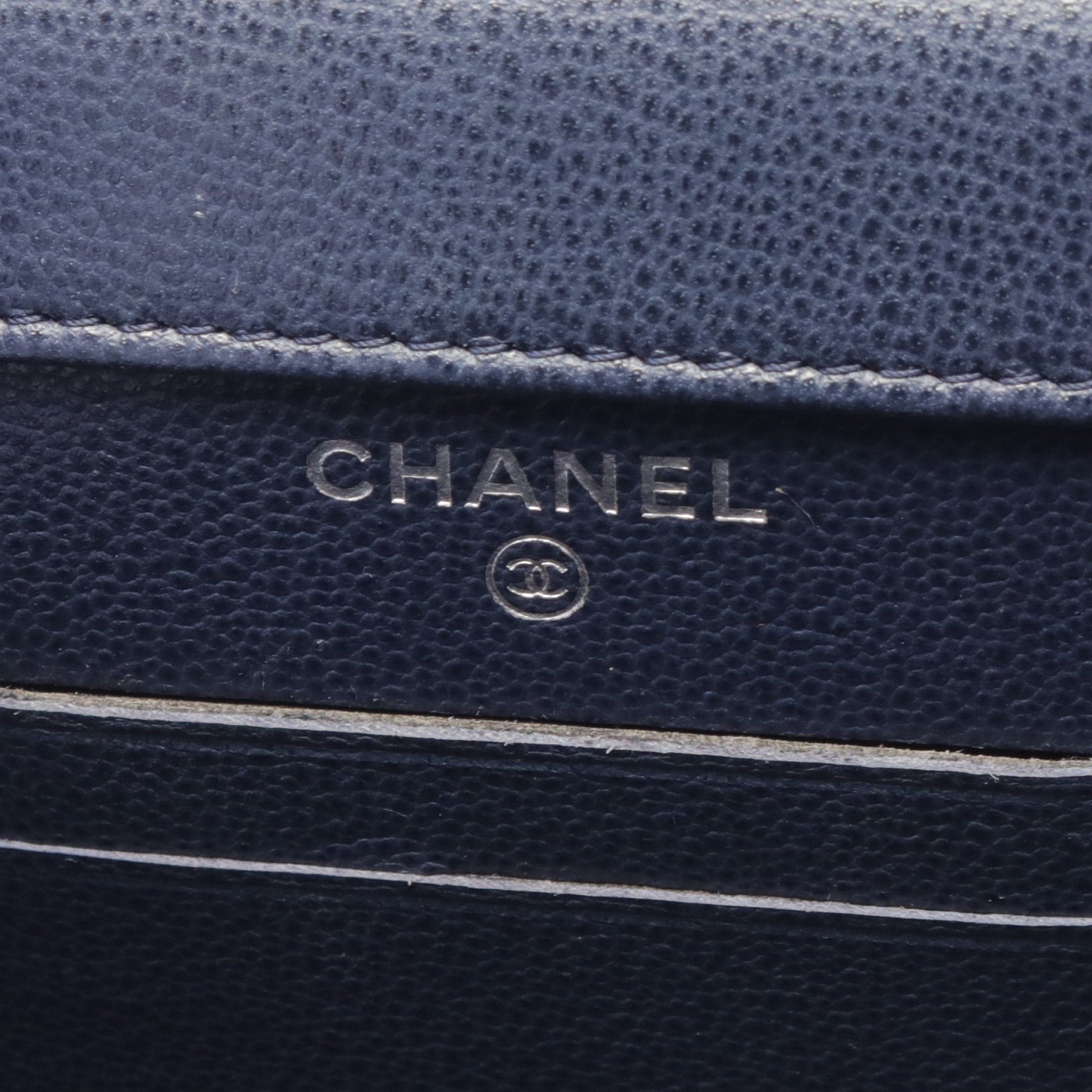 Chanel Chanel Matelasse Chain Shoulder Bag Caviar Skin Navy Silver Hardware Size ONE SIZE - 4 Thumbnail