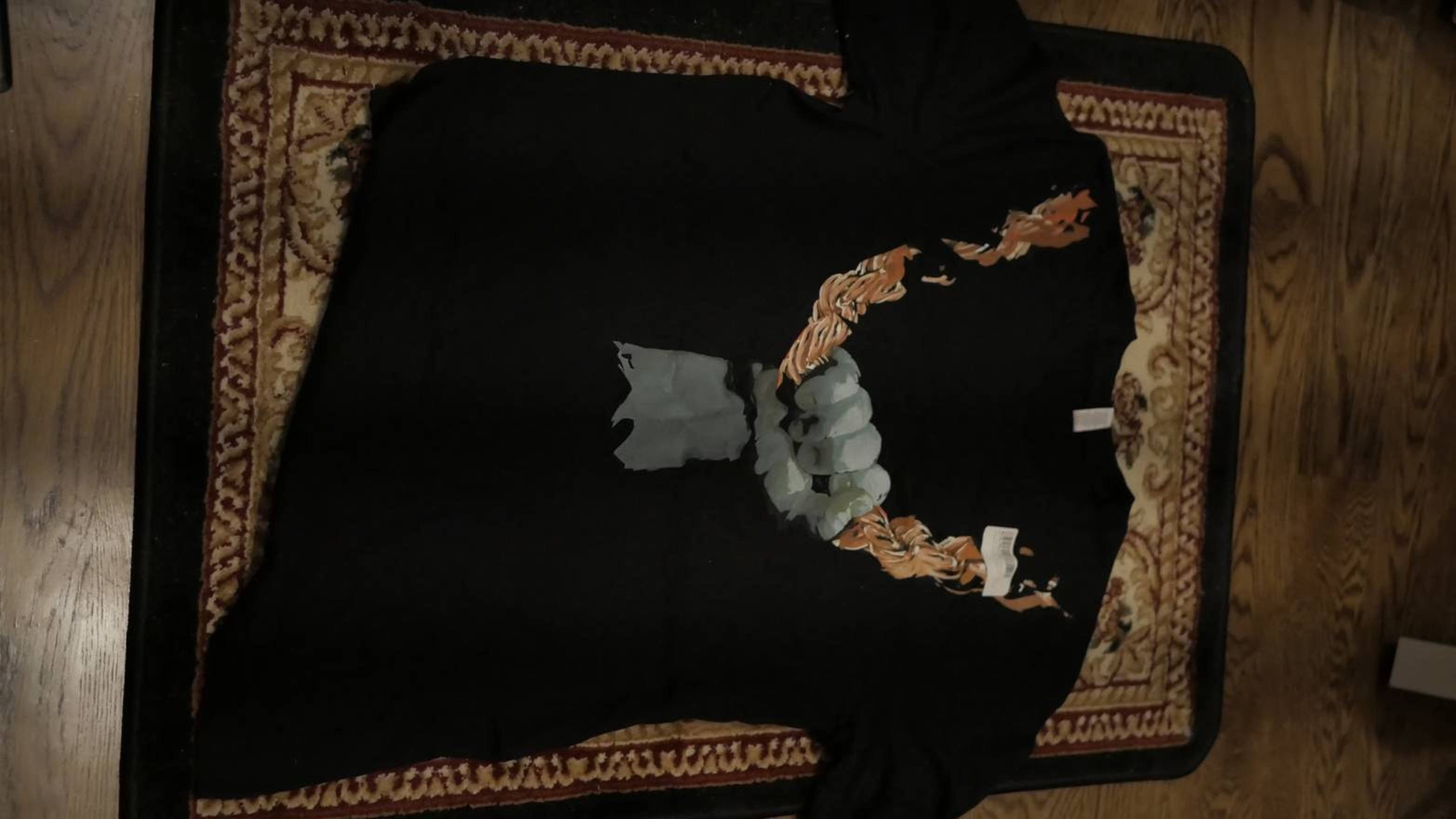 Run The Jewels DEADSTOCK Run The Jewels Chain Snatch Tee Size US M / EU 48-50 / 2 - 5 Thumbnail