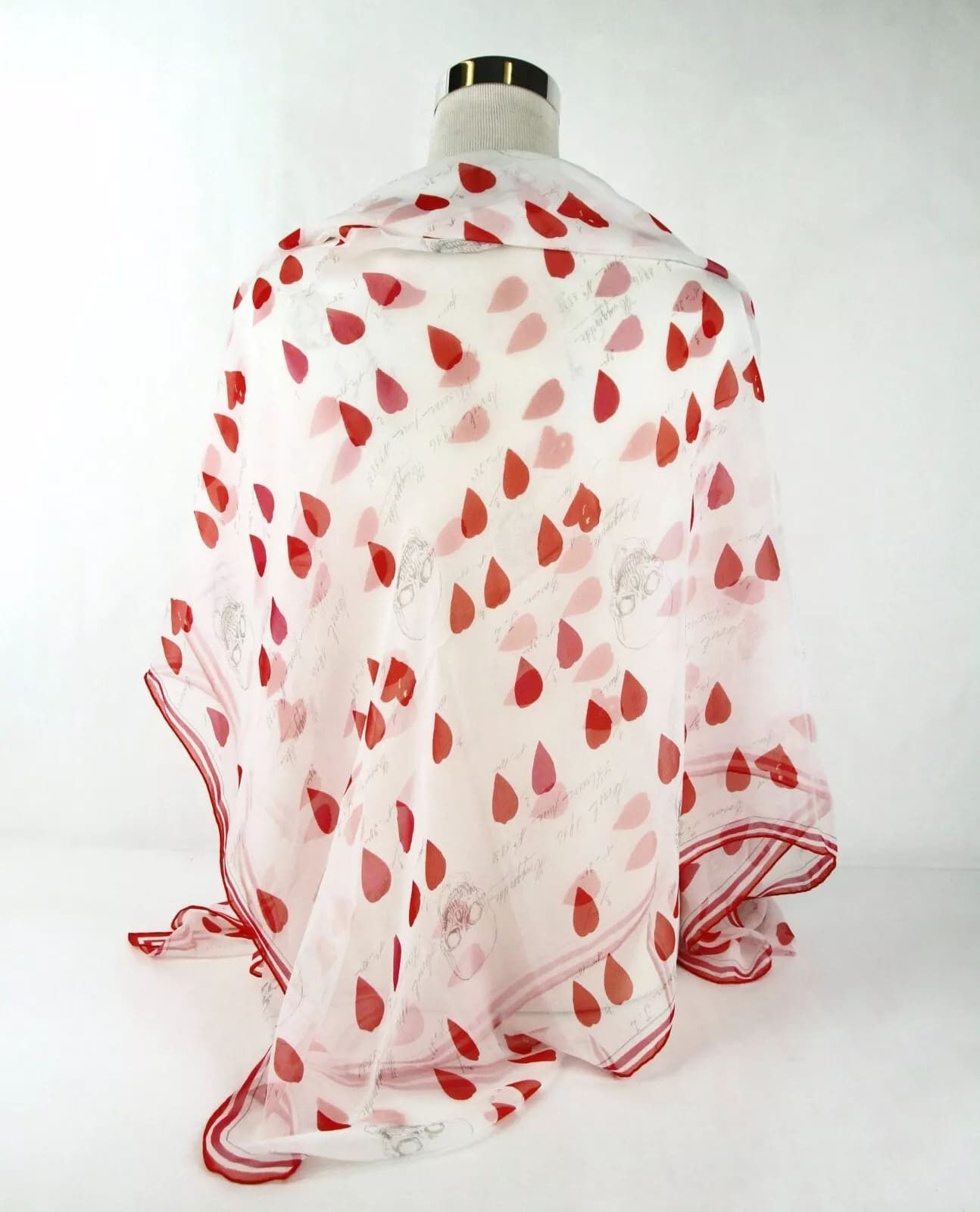 Alexander McQueen Red Chiffon Silk Petal Skull Print Shawl Size ONE SIZE - 5 Thumbnail