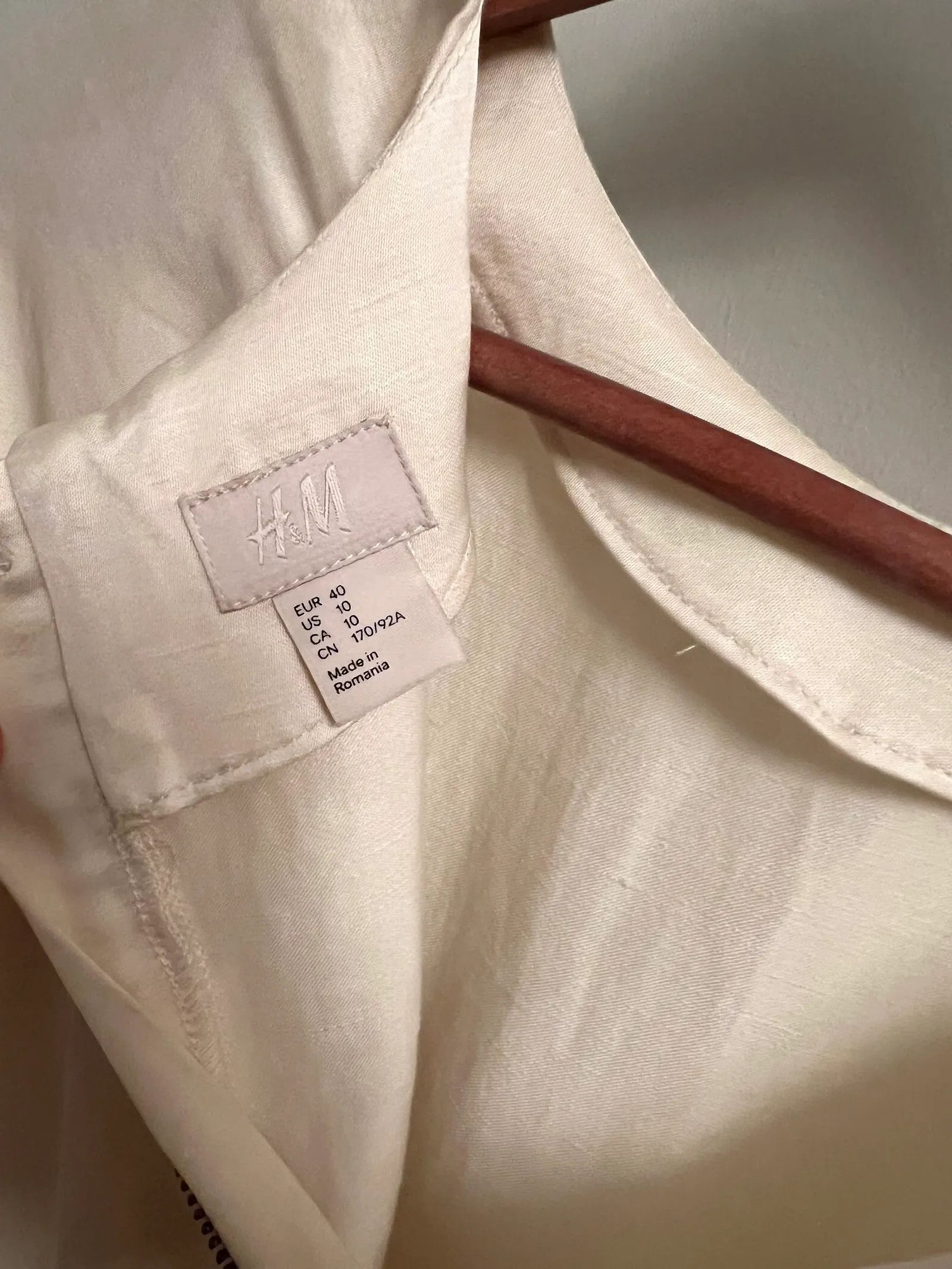 H&M H&M Blouse Size M / US 6-8 / IT 42-44 - 2 Thumbnail