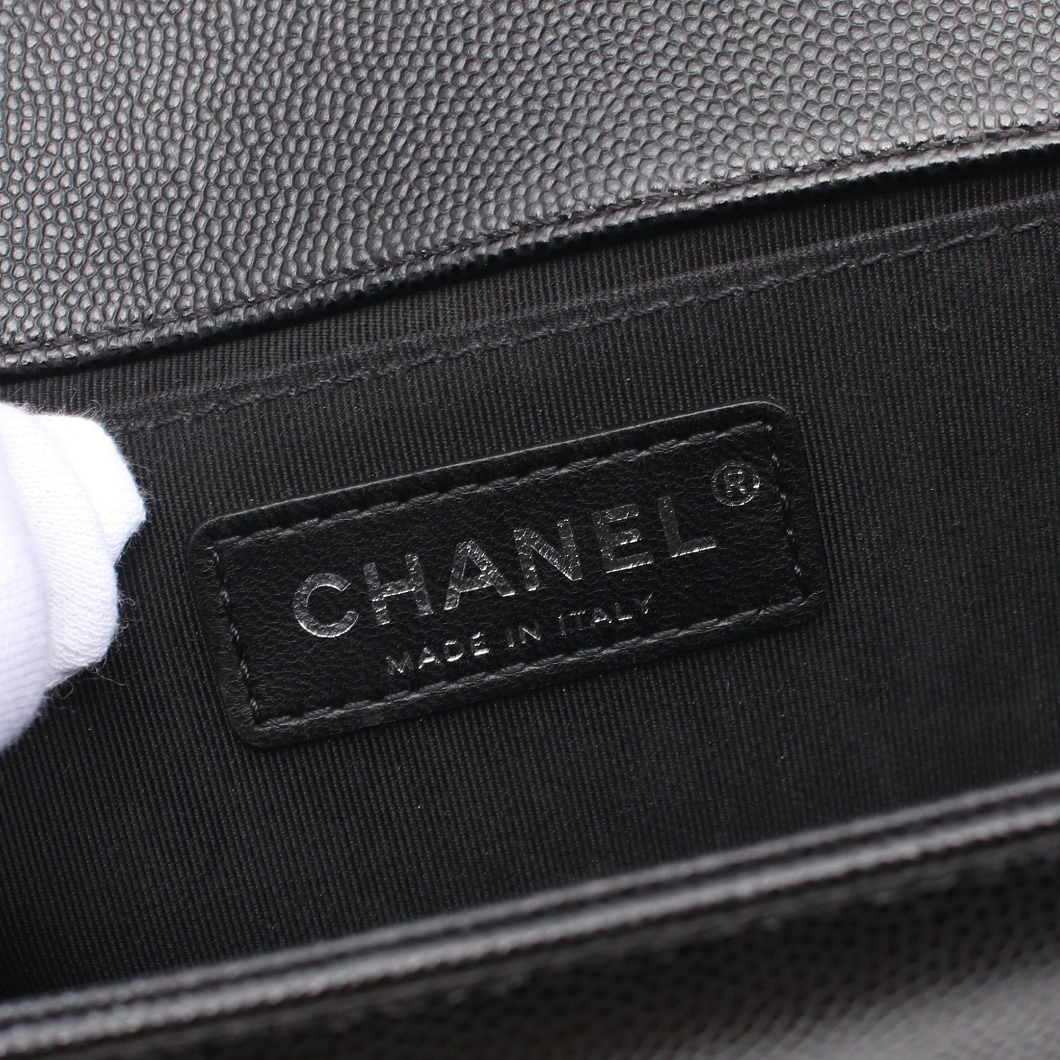 Chanel Chanel Boy Chanel Matelasse Chain Shoulder Bag Caviar Skin Black Silver Hardware Size ONE SIZE - 4 Thumbnail
