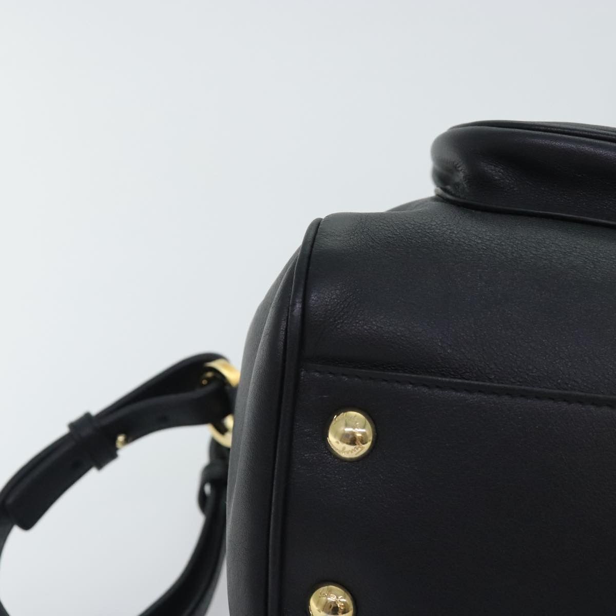 Salvatore Ferragamo Gancini Black Leather Shoulder Bag (Pre-Owned) Size ONE SIZE - 19 Thumbnail
