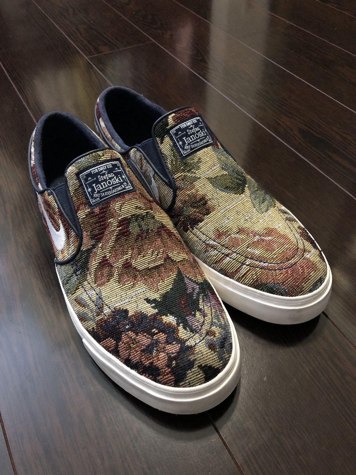 Janoski couch slip store on