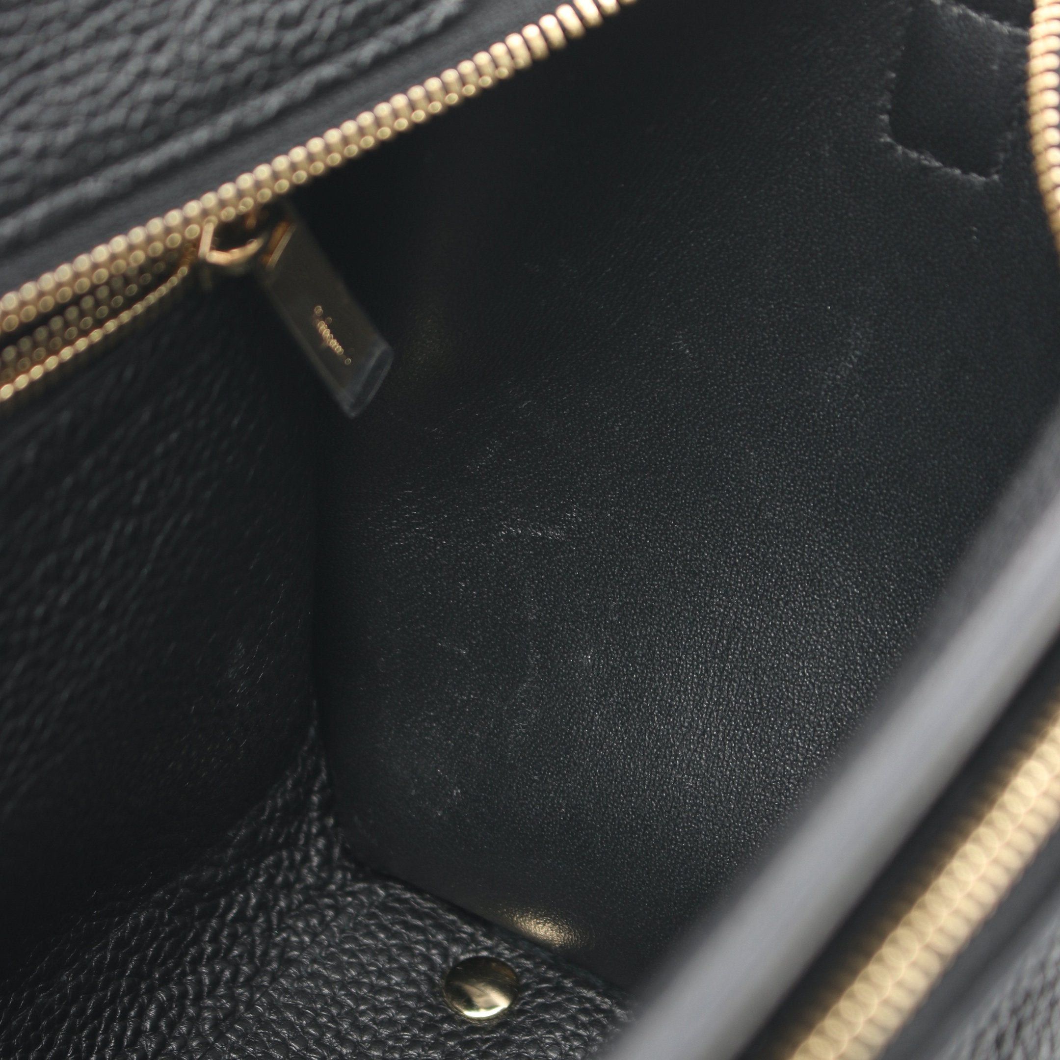 Salvatore Ferragamo Salvatore Ferragamo Amy Gancini Handbag Leather Black Size ONE SIZE - 6 Thumbnail