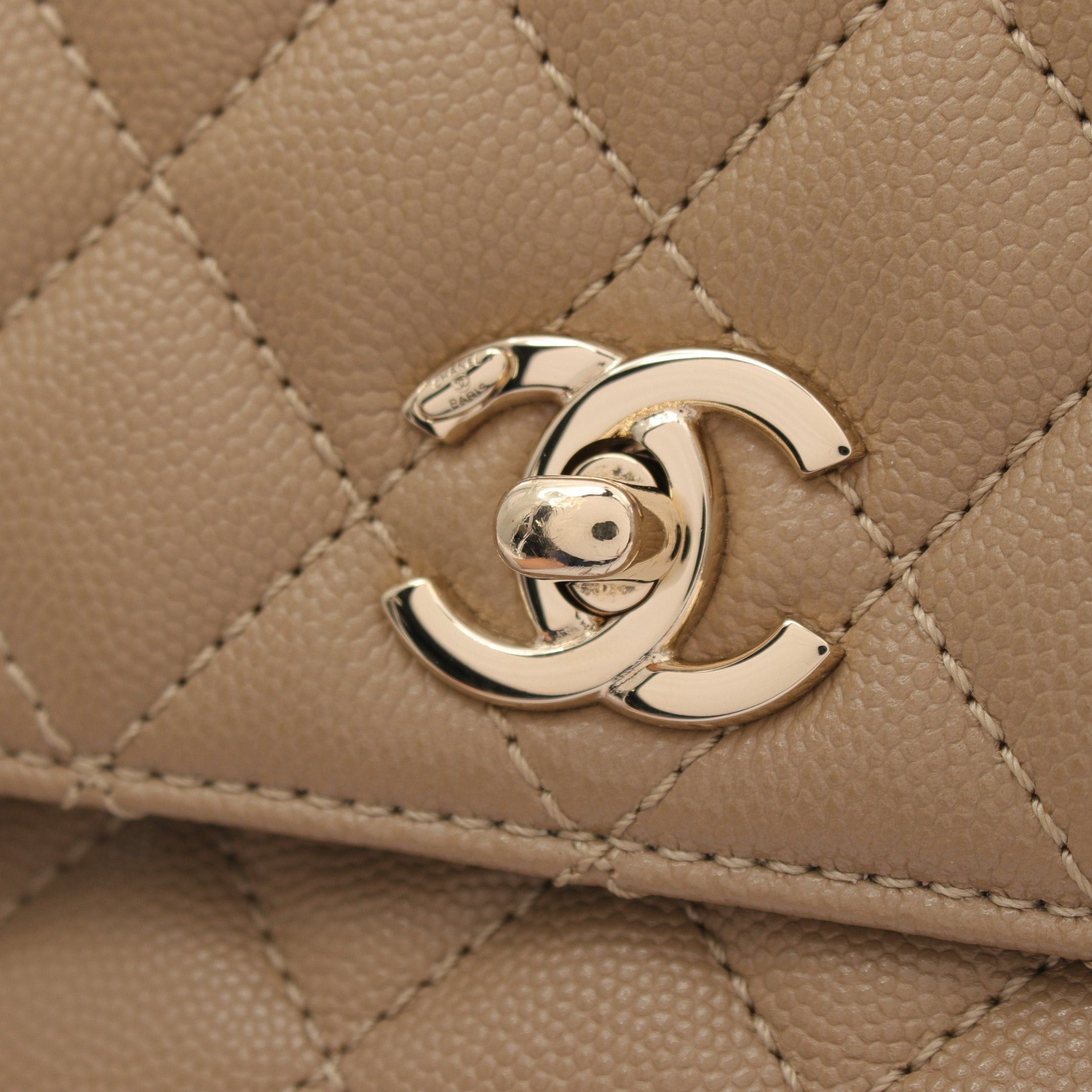 Chanel Chanel Coco Handle Flap Matelasse Handbag Caviar Skin Gray Beige Gold Hardware Size ONE SIZE - 6 Thumbnail