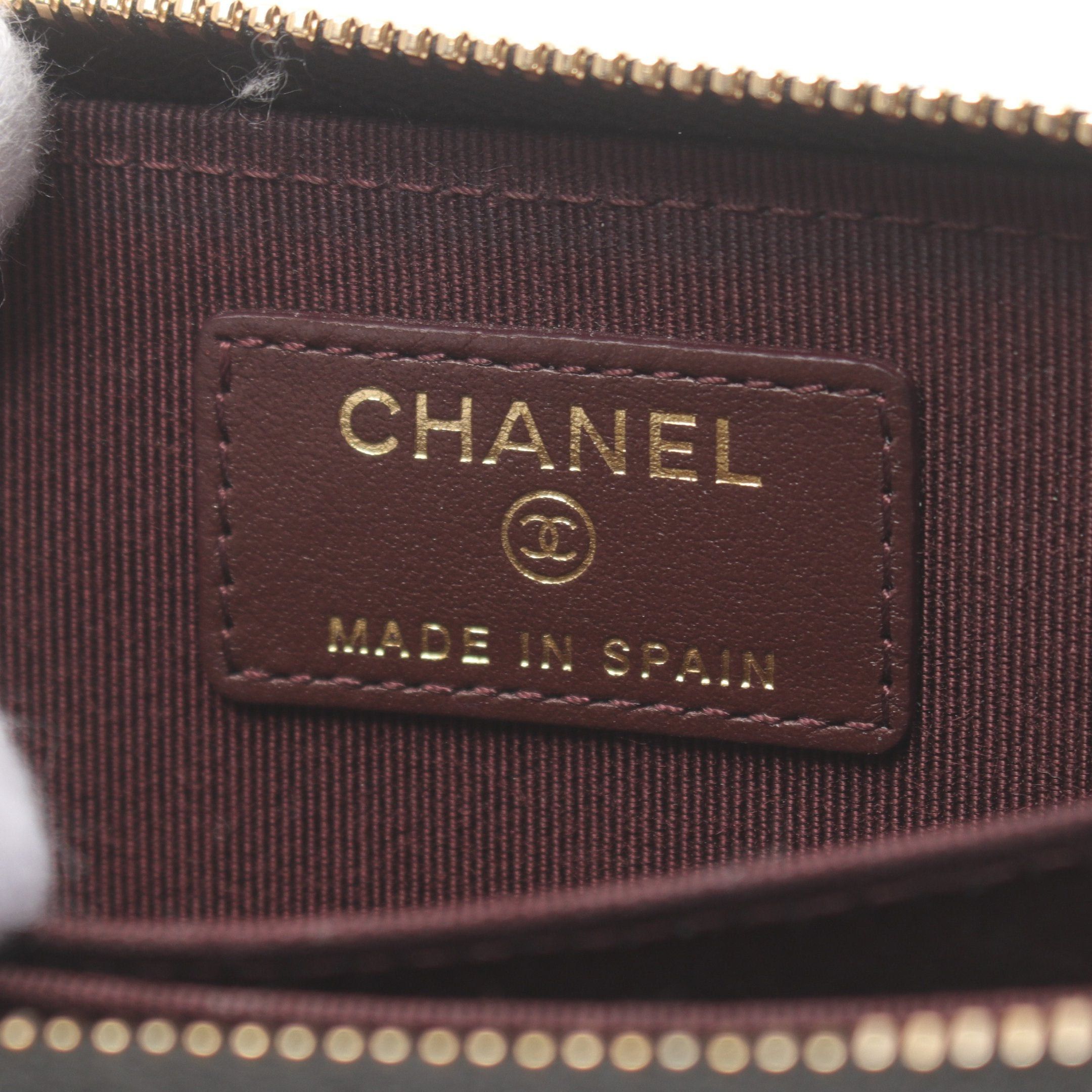 Chanel Chanel Classic Zip Coin Purse Matelasse Caviar Skin Black Gold Hardware Size ONE SIZE - 4 Thumbnail