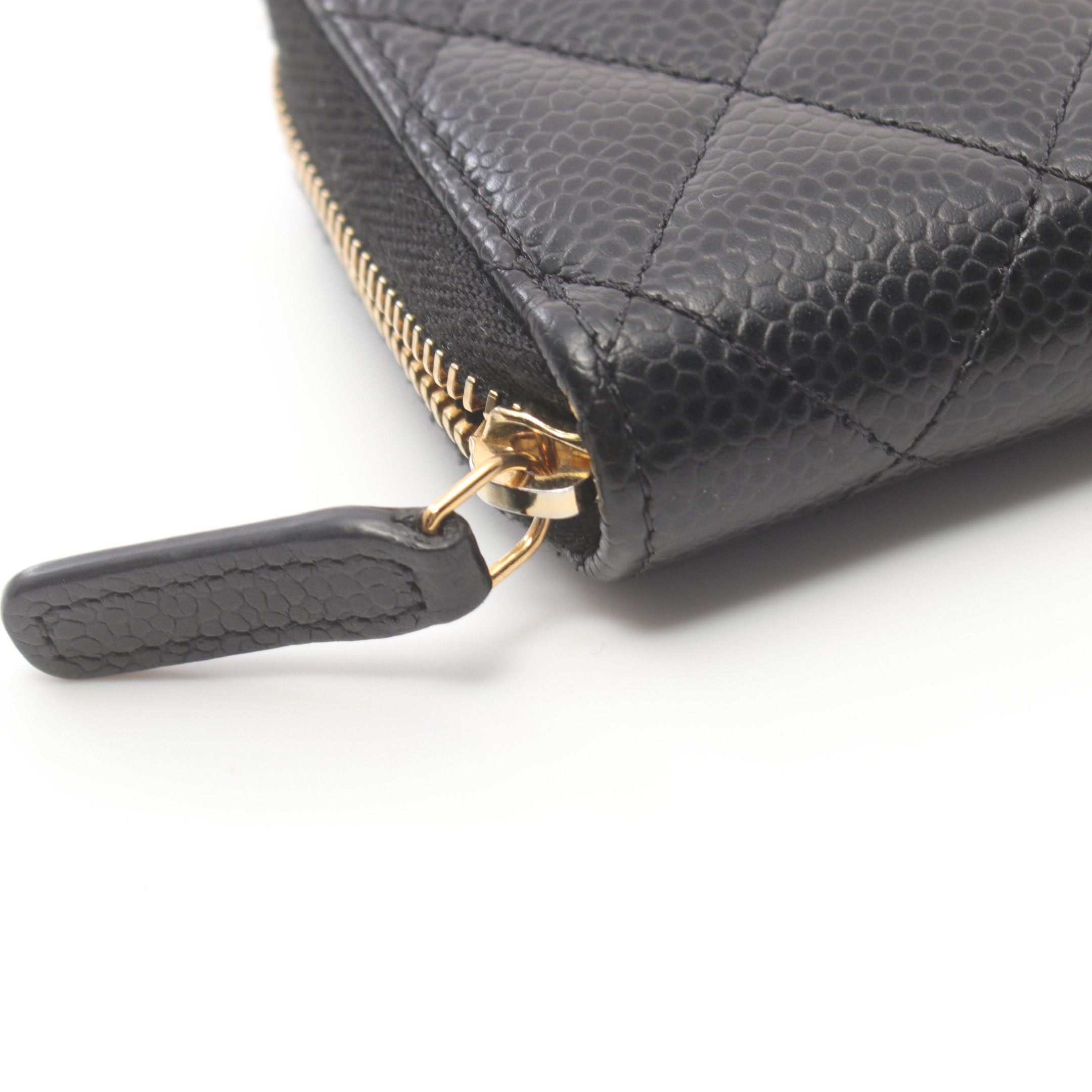 Chanel Chanel Classic Zip Coin Purse Matelasse Caviar Skin Black Gold Hardware Size ONE SIZE - 9 Thumbnail
