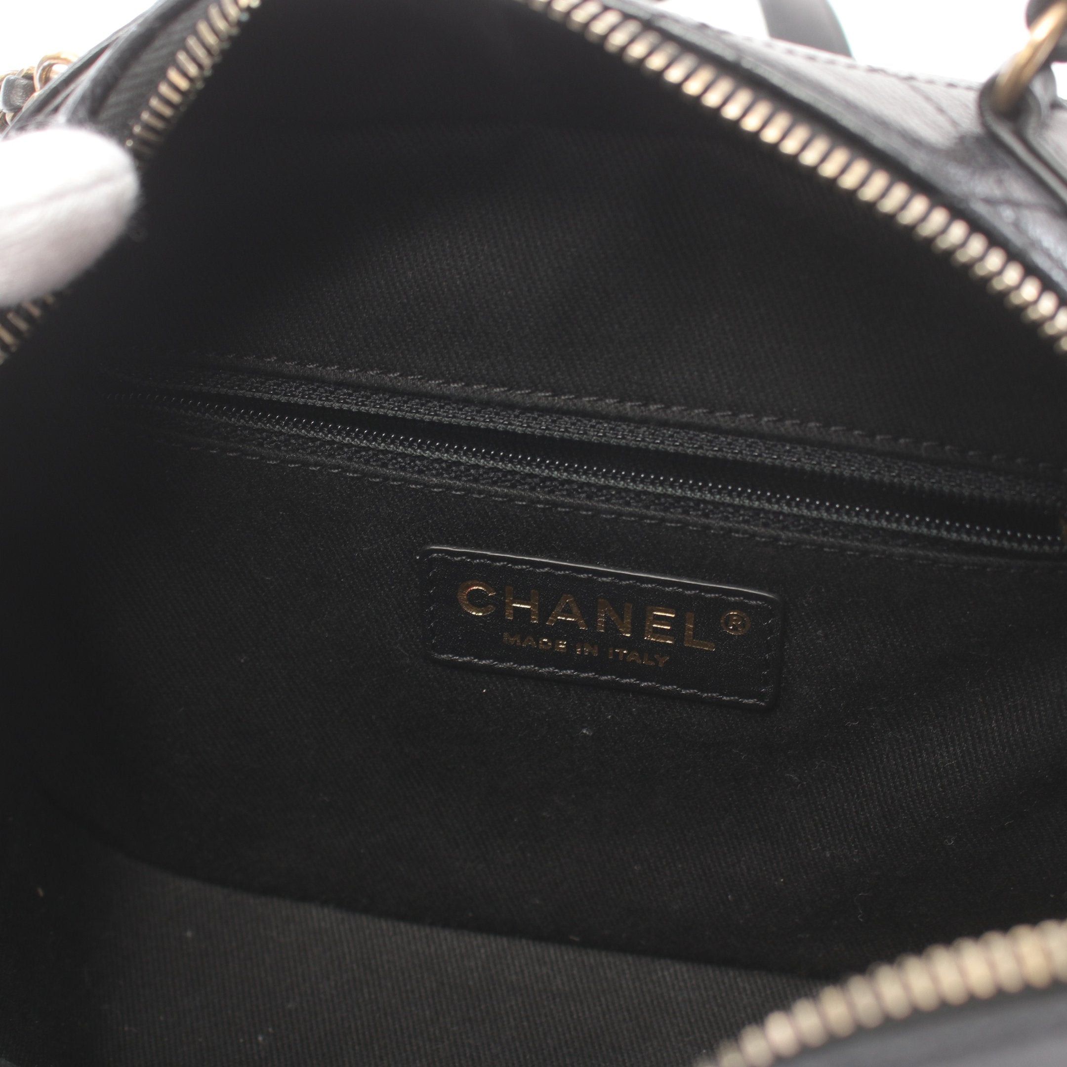 Chanel Chanel Matelasse Camera Bag Chain Shoulder Leather Black Gold Hardware Size ONE SIZE - 9 Thumbnail