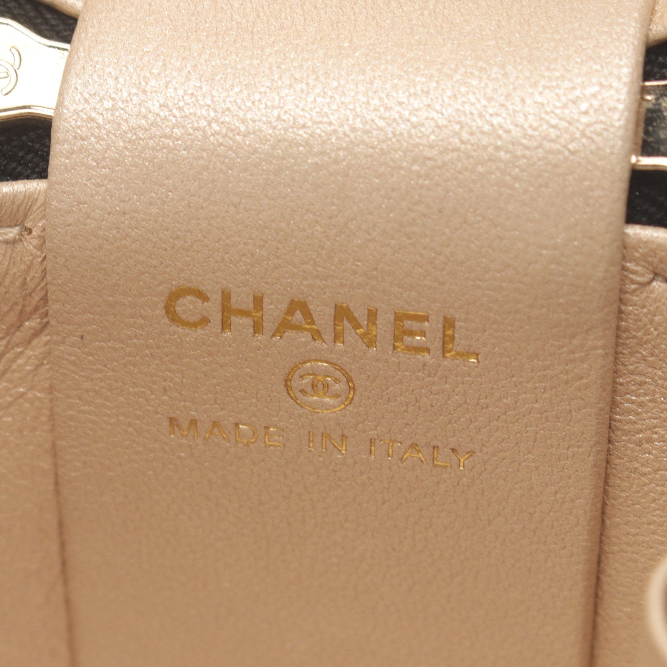 Chanel Chanel Matelasse Vanity Bag Lambskin Black Gold Hardware Size ONE SIZE - 4 Thumbnail