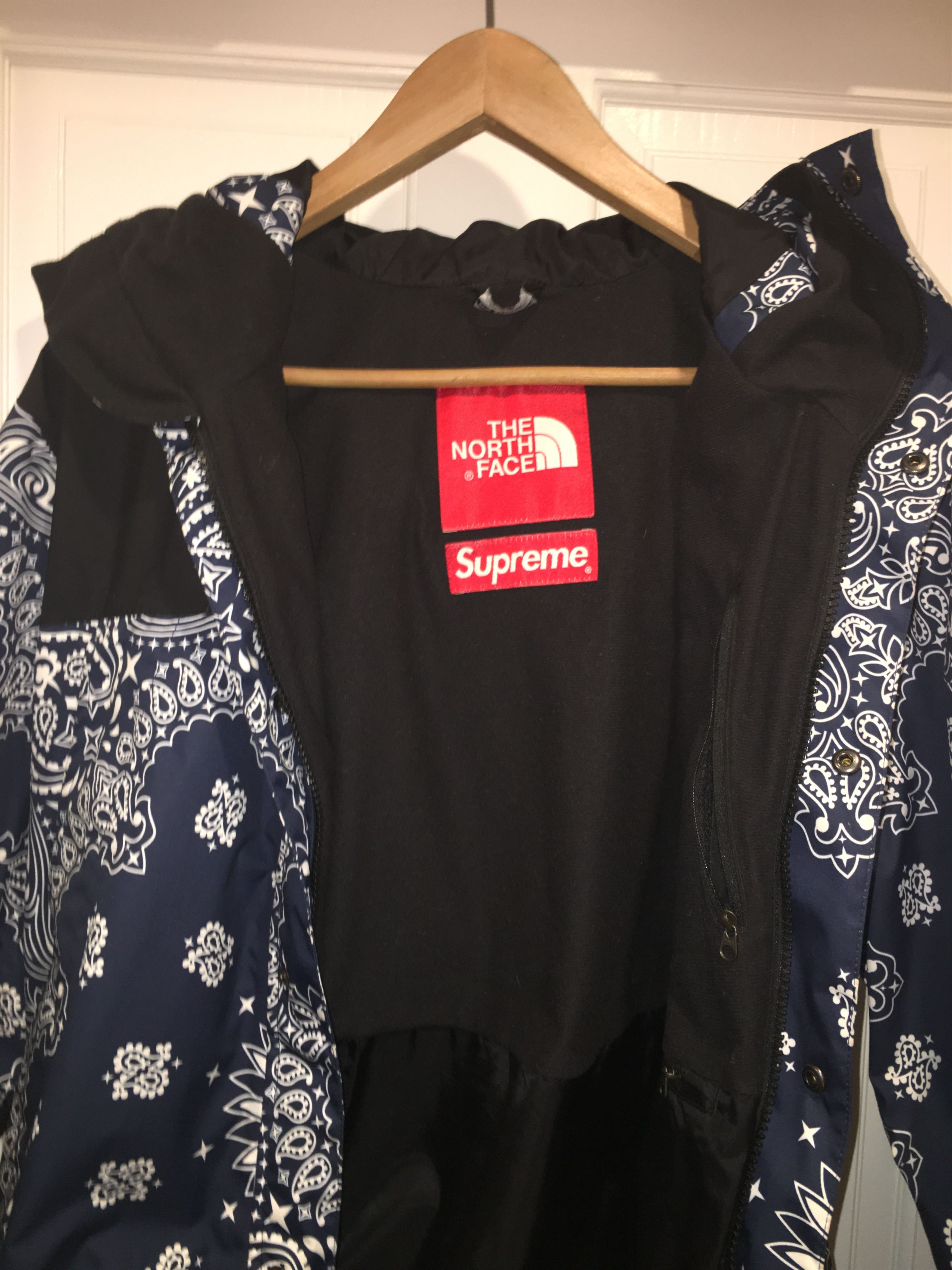 Supreme the north face bandana mountain jacket navy sales